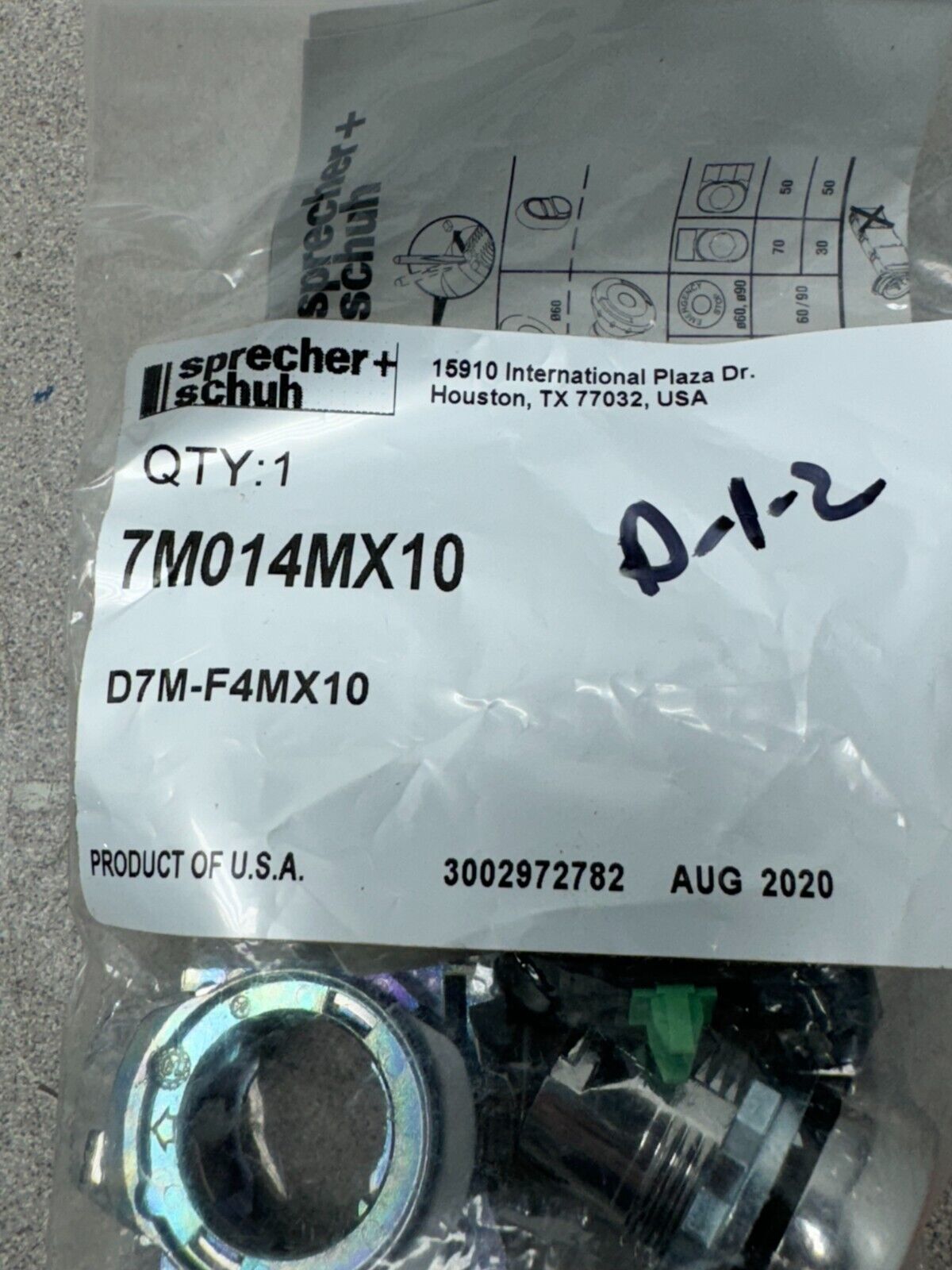 NEW IN PACKAGE SPRECHER SCHUH PUSH BUTTON SWITCH D7M-F4MX10