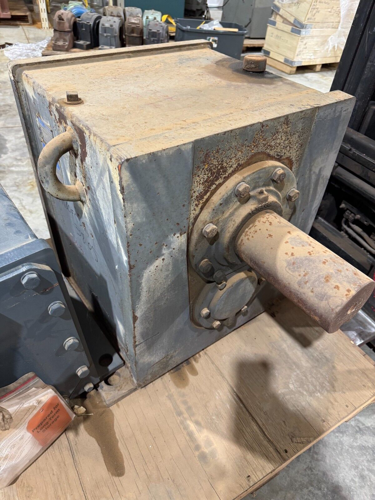 USED FALK ENCLOSED GEAR DRIVE SPPED REDUCER 38.05 RATIO 1100FC3A