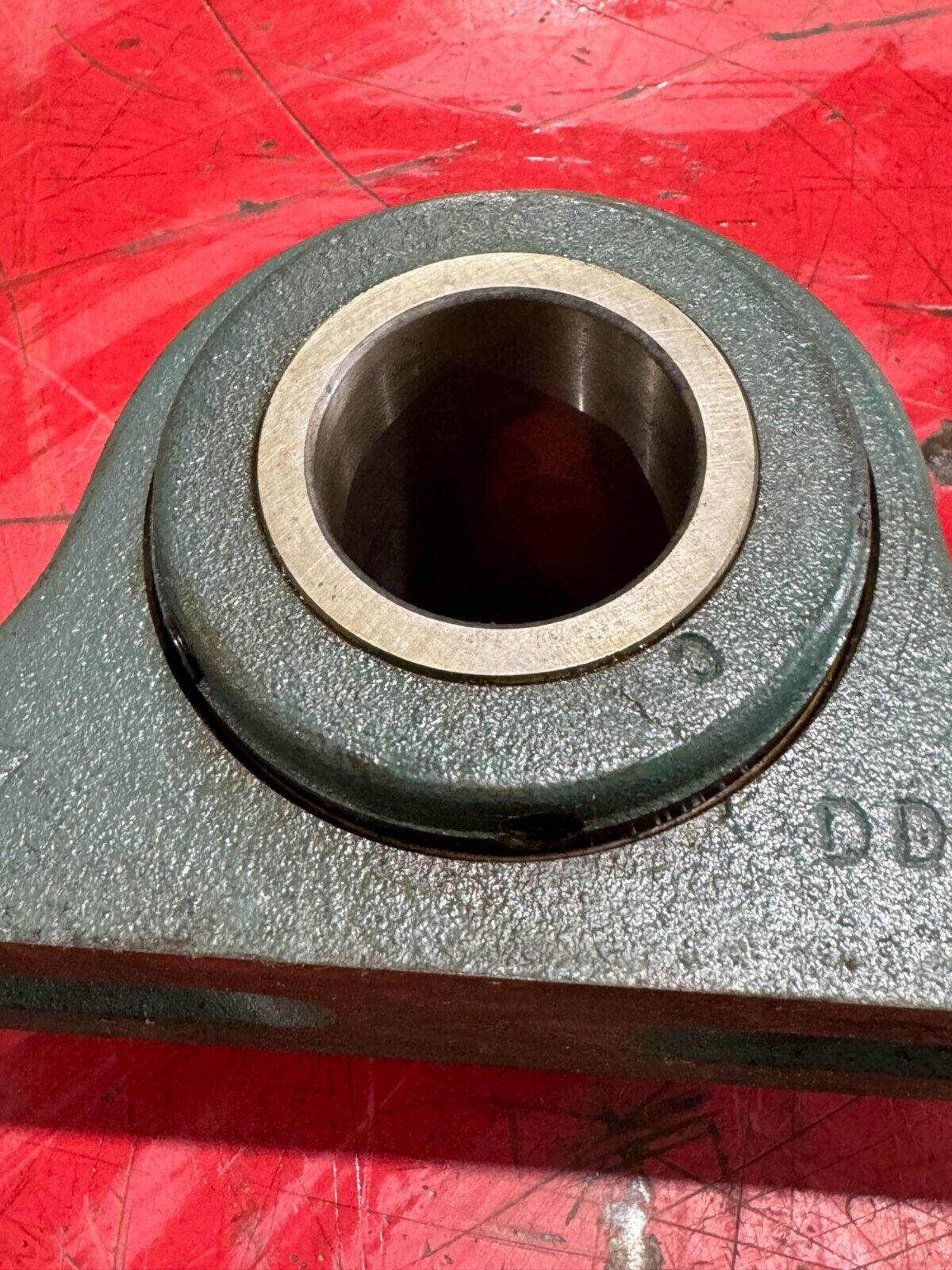 NEW DODGE P2BE112R TYPE-E PILLOW BLOCK BEARING 1-3/4" BORE P2B-E-112R 060373