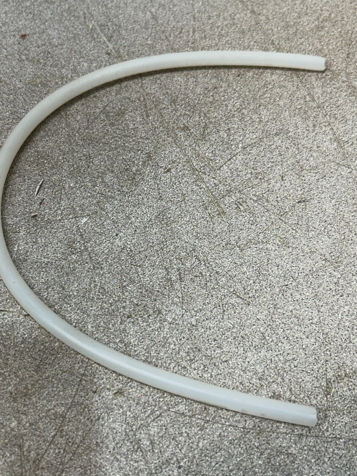 44040911