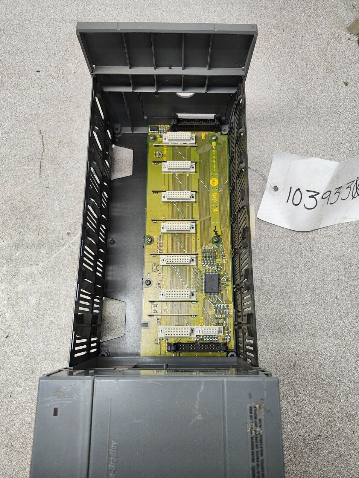 Allen Bradely 1746-P2 SER C / SLC 500 7-SLOT RACK POWER SUPPLY