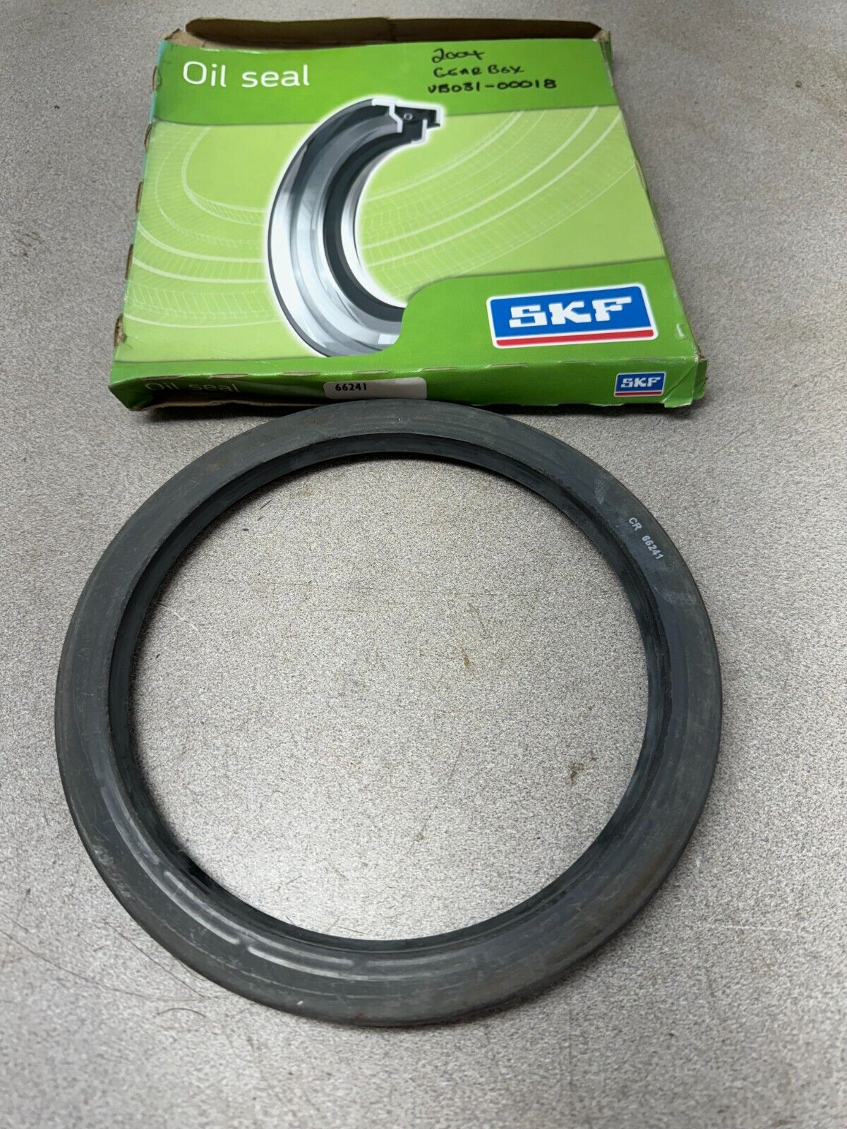 NEW IN BOX SKF OIL SEAL 66241