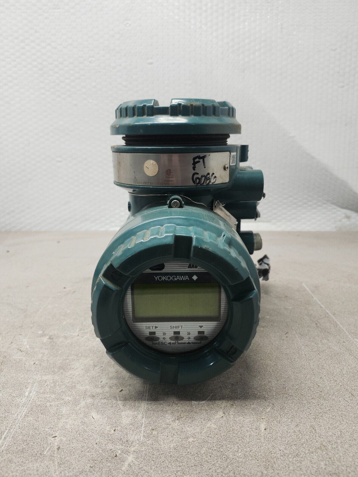 USED AXG MAGNETIC FLOWMETER AXG4A G000141JA11/SCT/CS