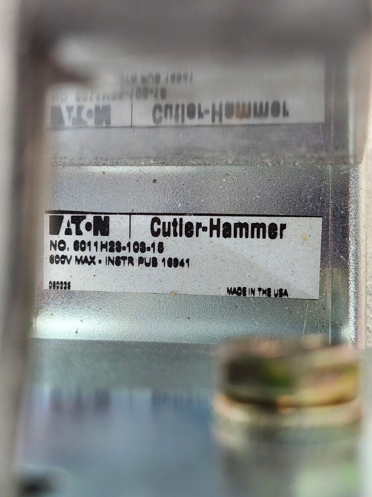 NEW NO BOX CUTLER HAMMER EATON 230VDC CONTACTOR 6011H23-103-15