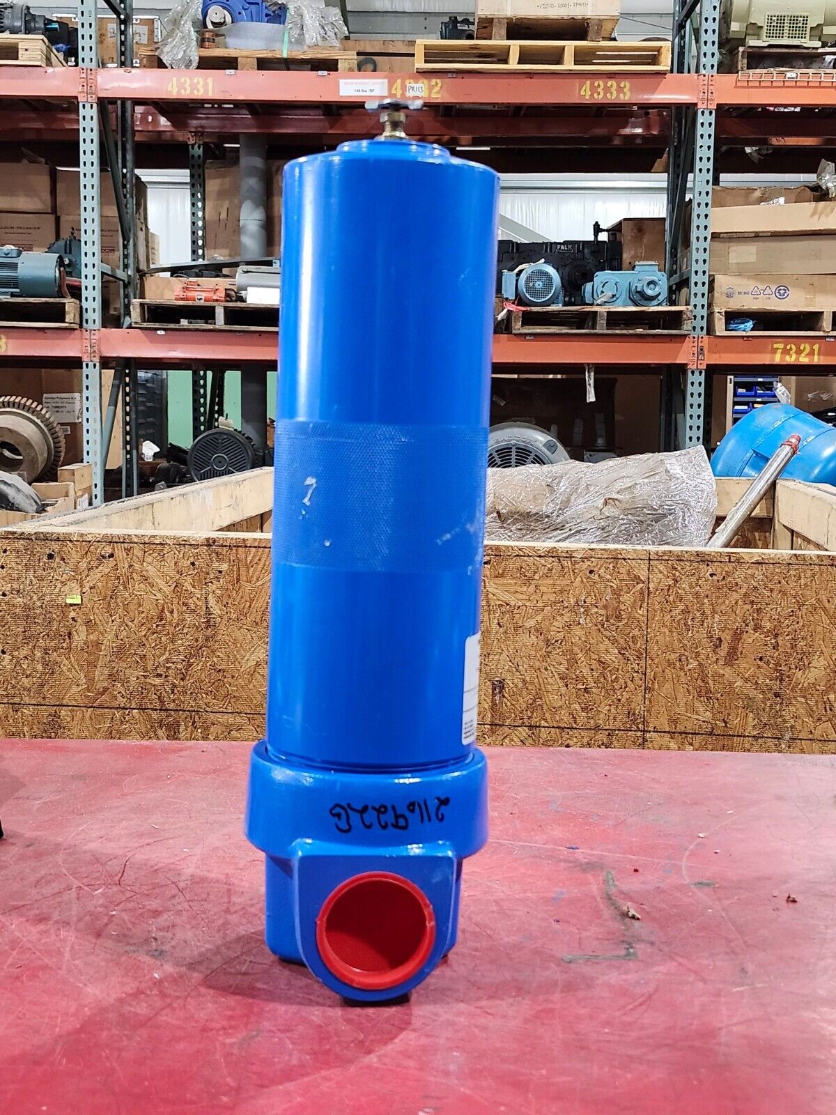 NEW PARKER HYDRAULIC FILTER HOUSING 2"NPT WITH DRAIN HN8E-3PUN