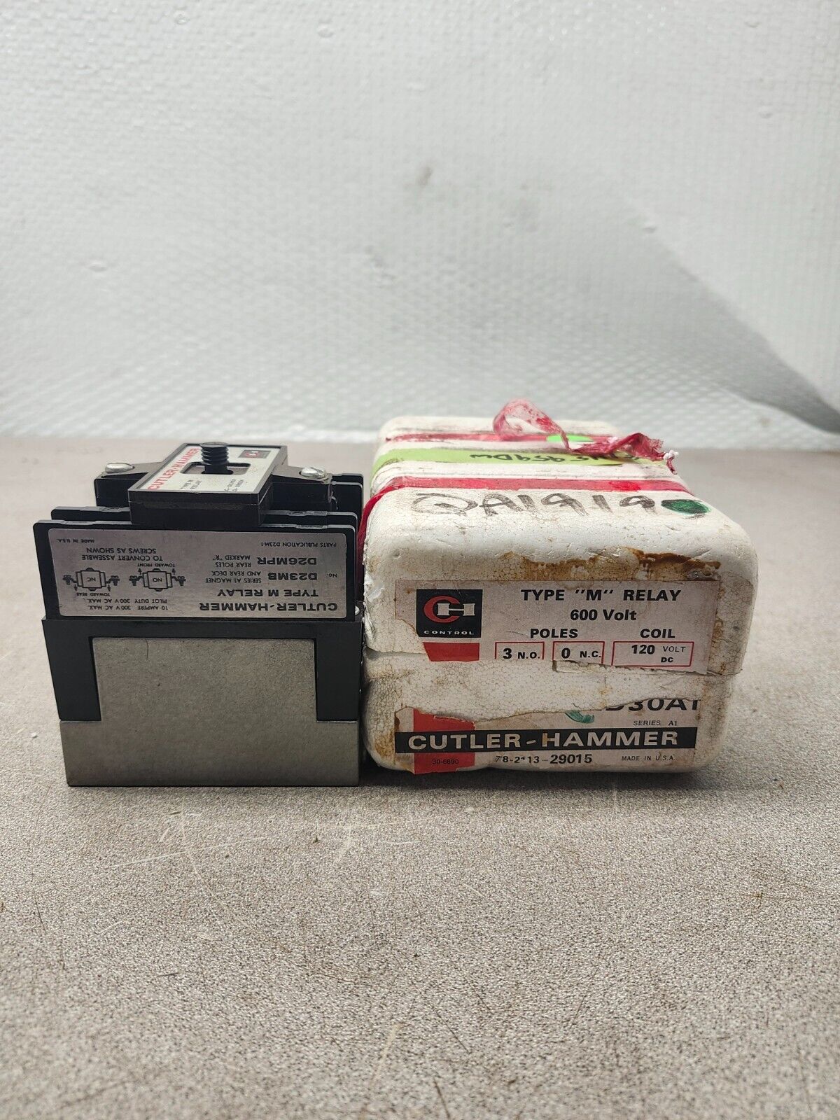 NEW IN BOX CUTLER HAMMER TYPE M RELAY D23MB D26MPR