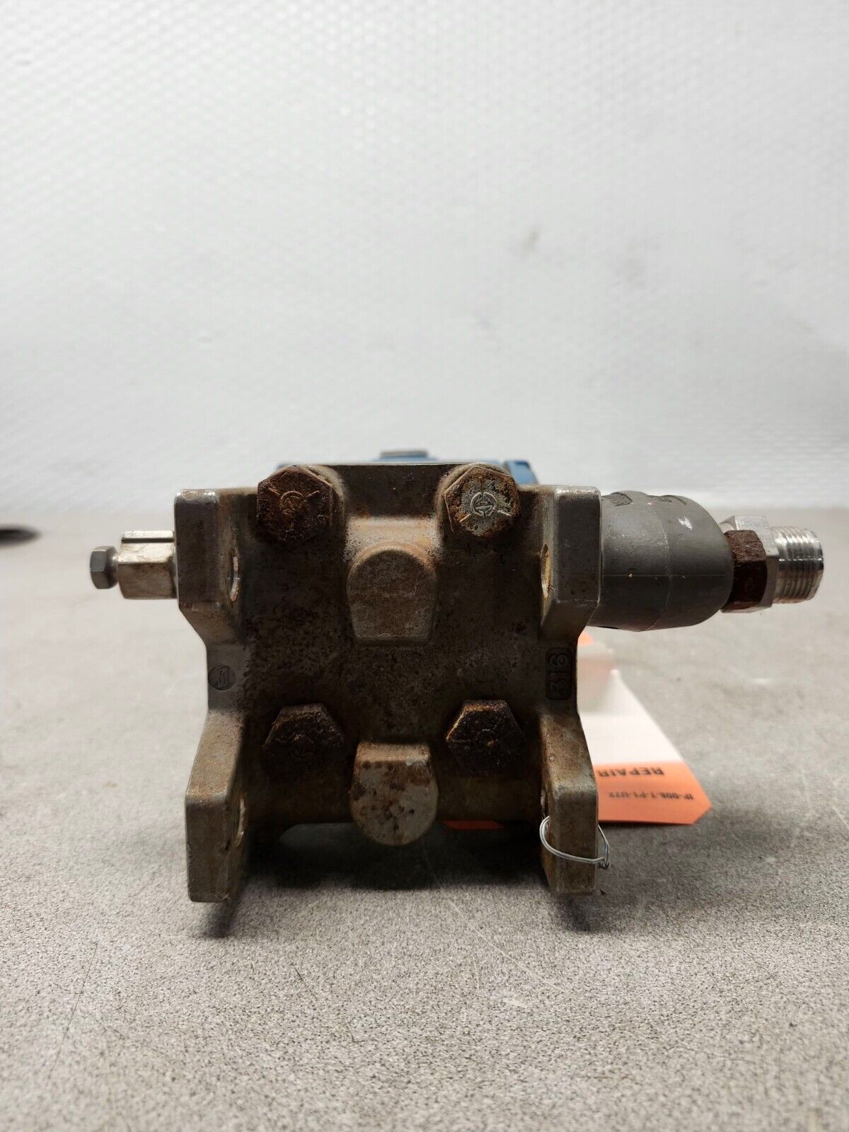 USED ROSEMOUNT 0-2000PSI 3051CG5A02A1AH2B3