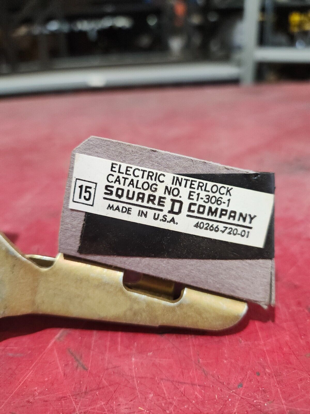 NEW IN BOX Square D Electrical Interlock 60 Amp Switch  EI-306-1