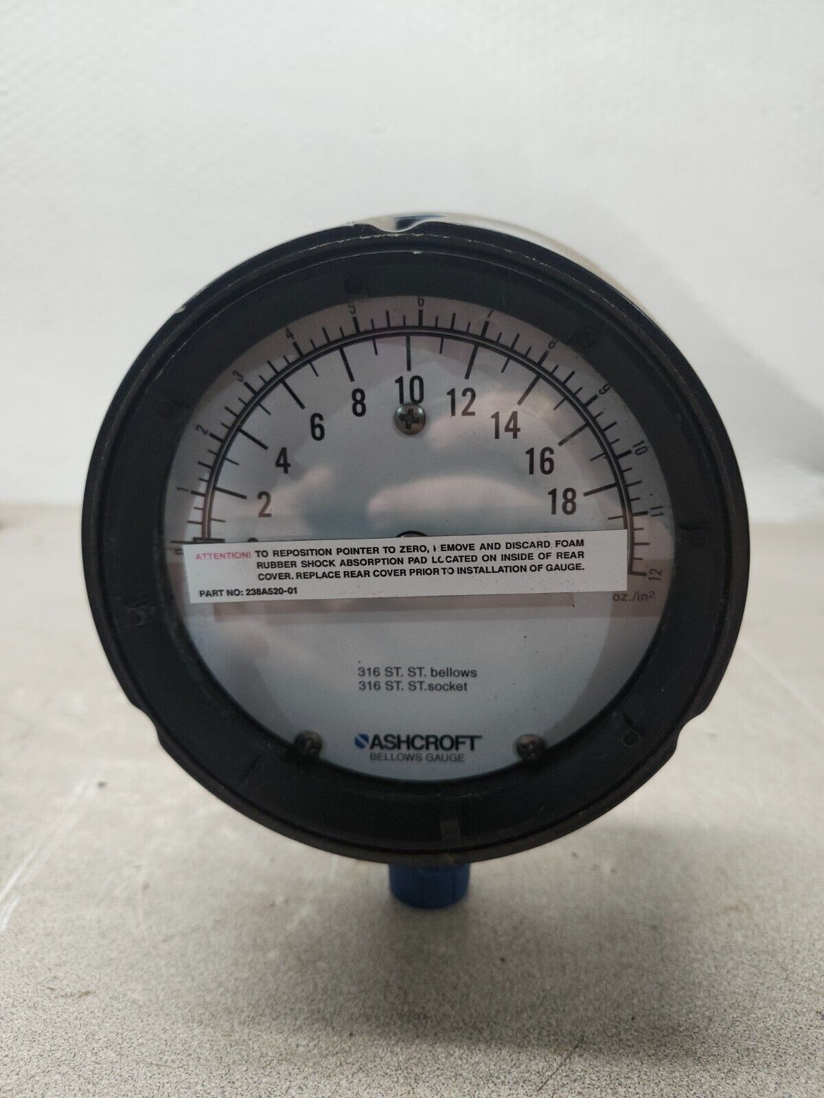 NEW NO BOX ASHCROFT PRESSURE GAUGE 238A520-01 0-20