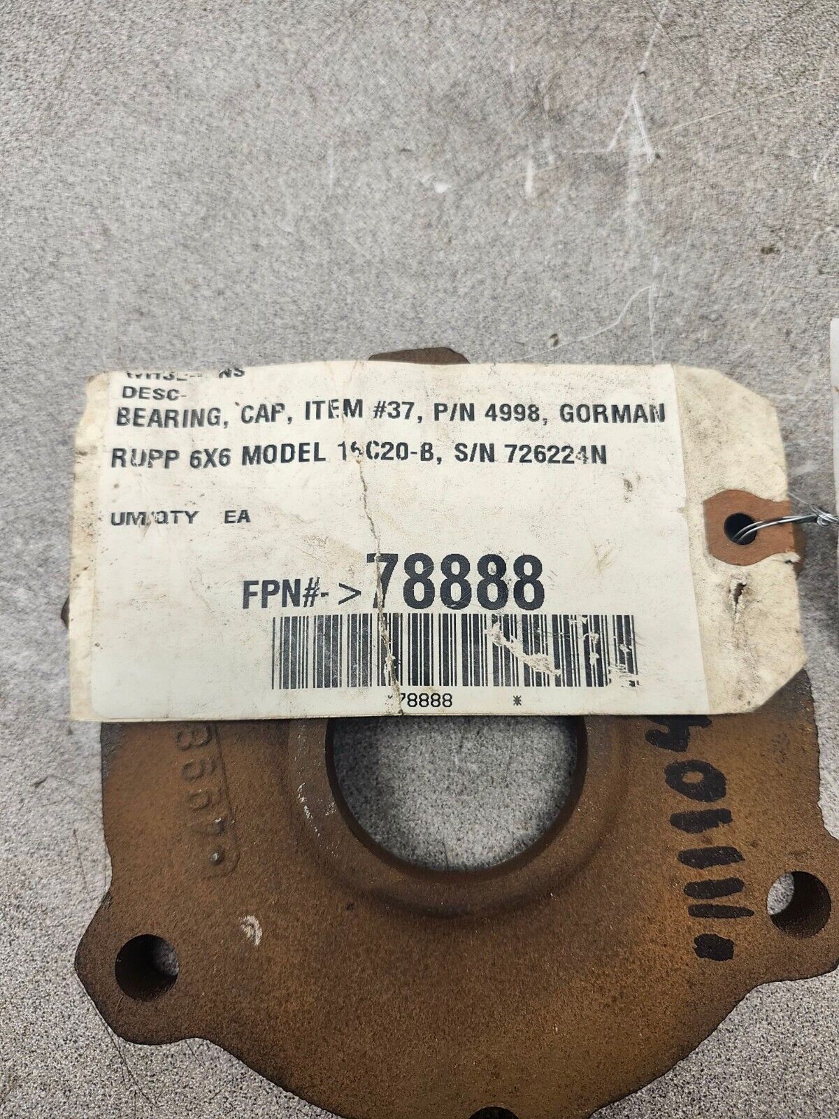 NEW NO BOX GORMAN RUPP BEARING CAP 4998