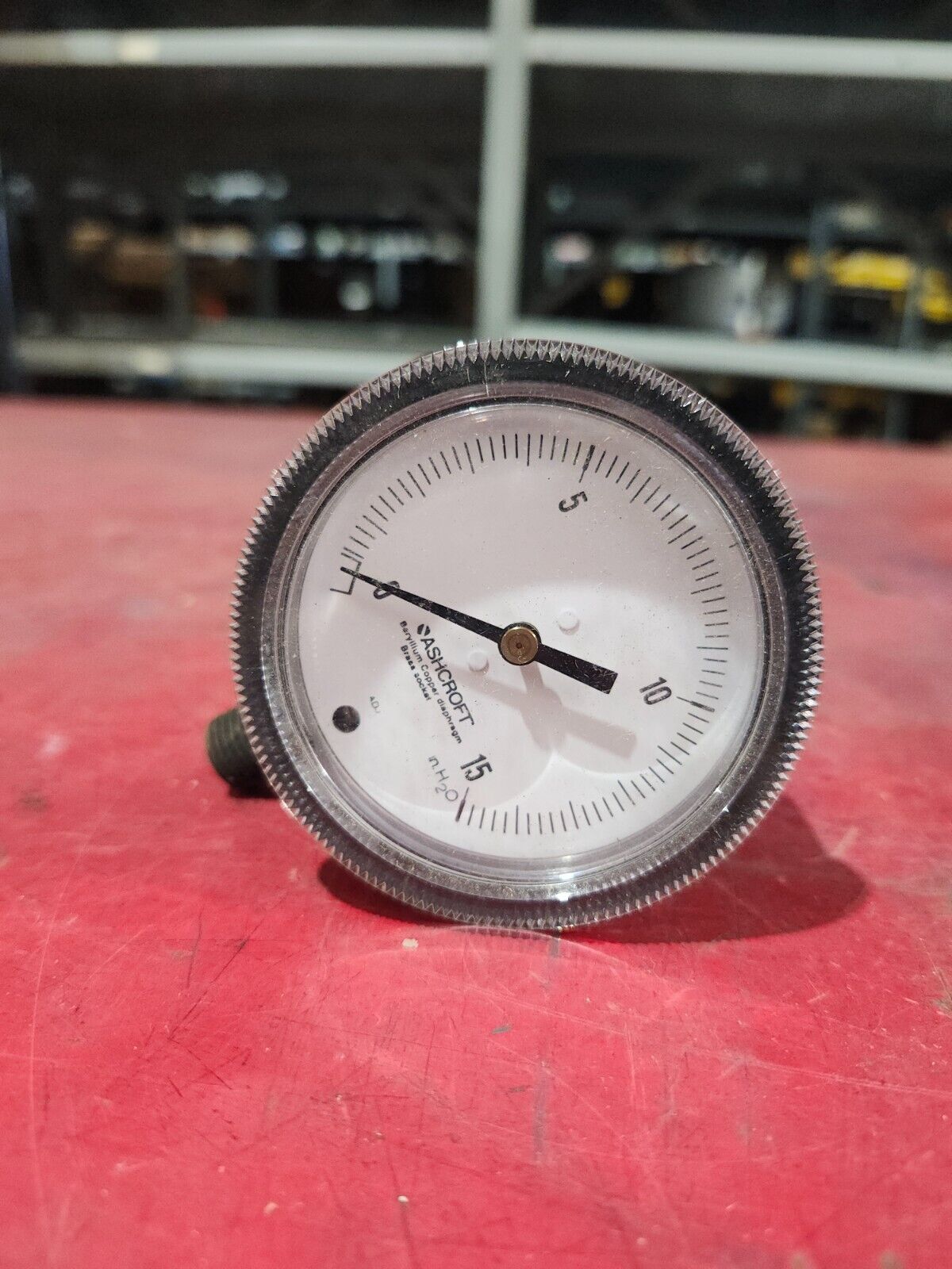 NEW IN BOX ASHCROFT LOW PRESSURE GAUGE 251490A02L15IW