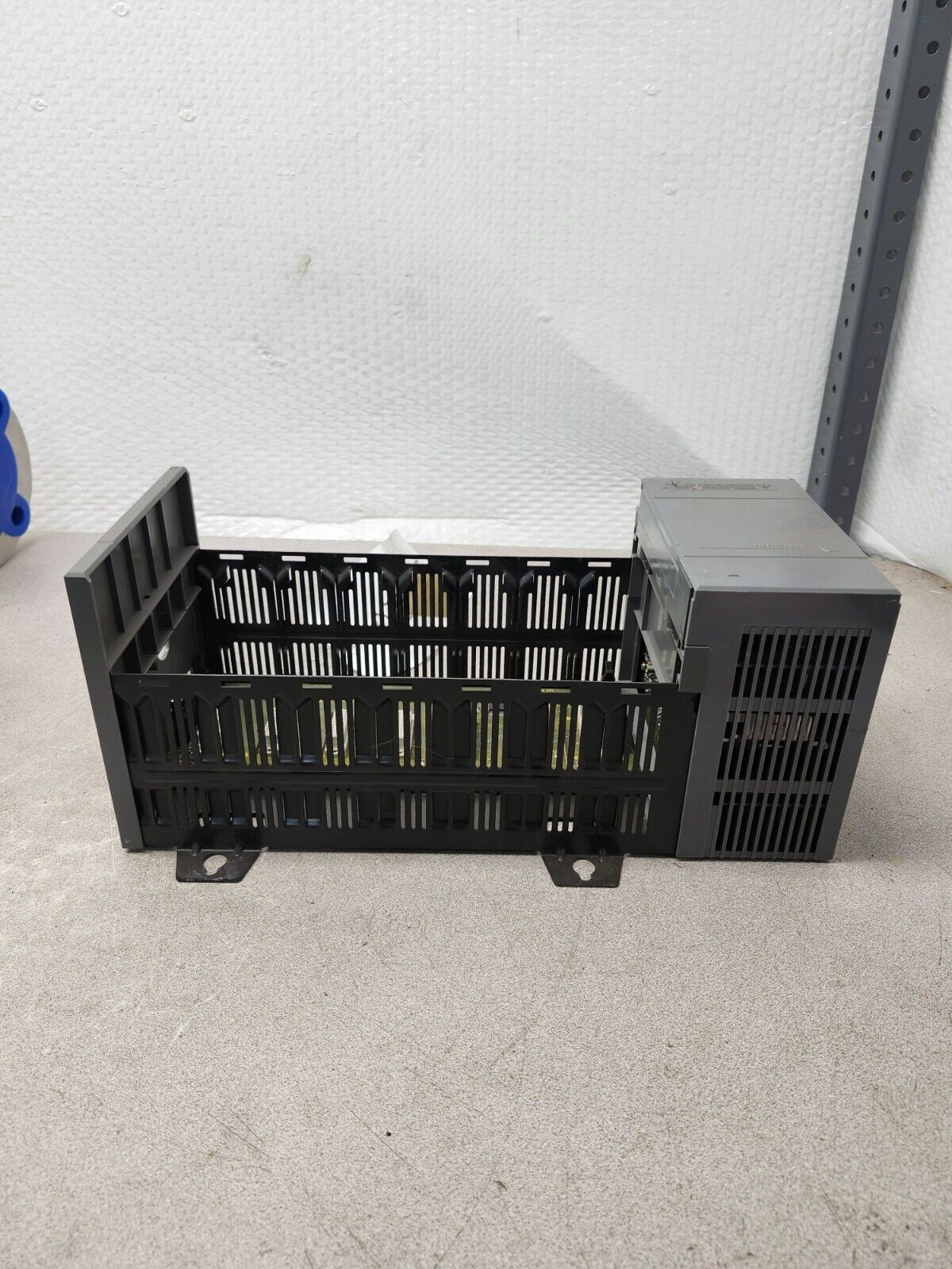 P2 Rack Module Allen Bradely 1746-P2 SER C / SLC 500 7-SLOT RACK POWER SUPPLY