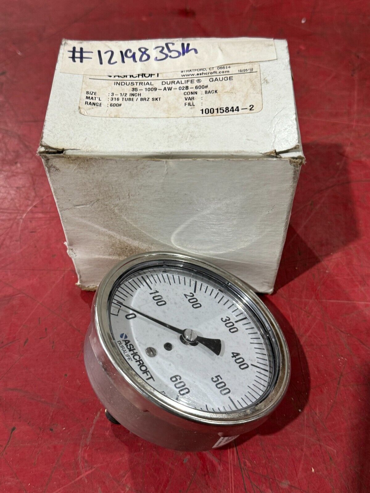 NEW IN BOX ASHCROFT DURALIFE GAUGE 35-1009-AW-02B-600#