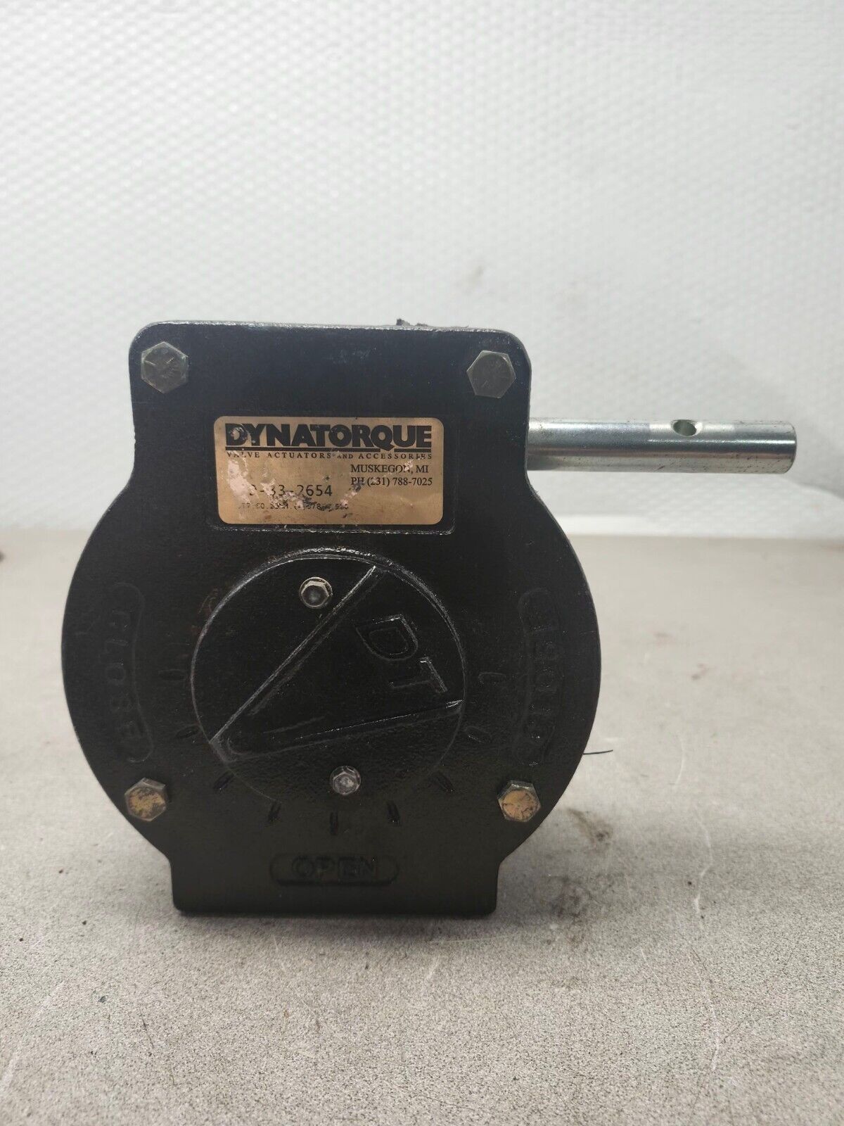 USED Dynatorque Valve Actuator 9-33-2654