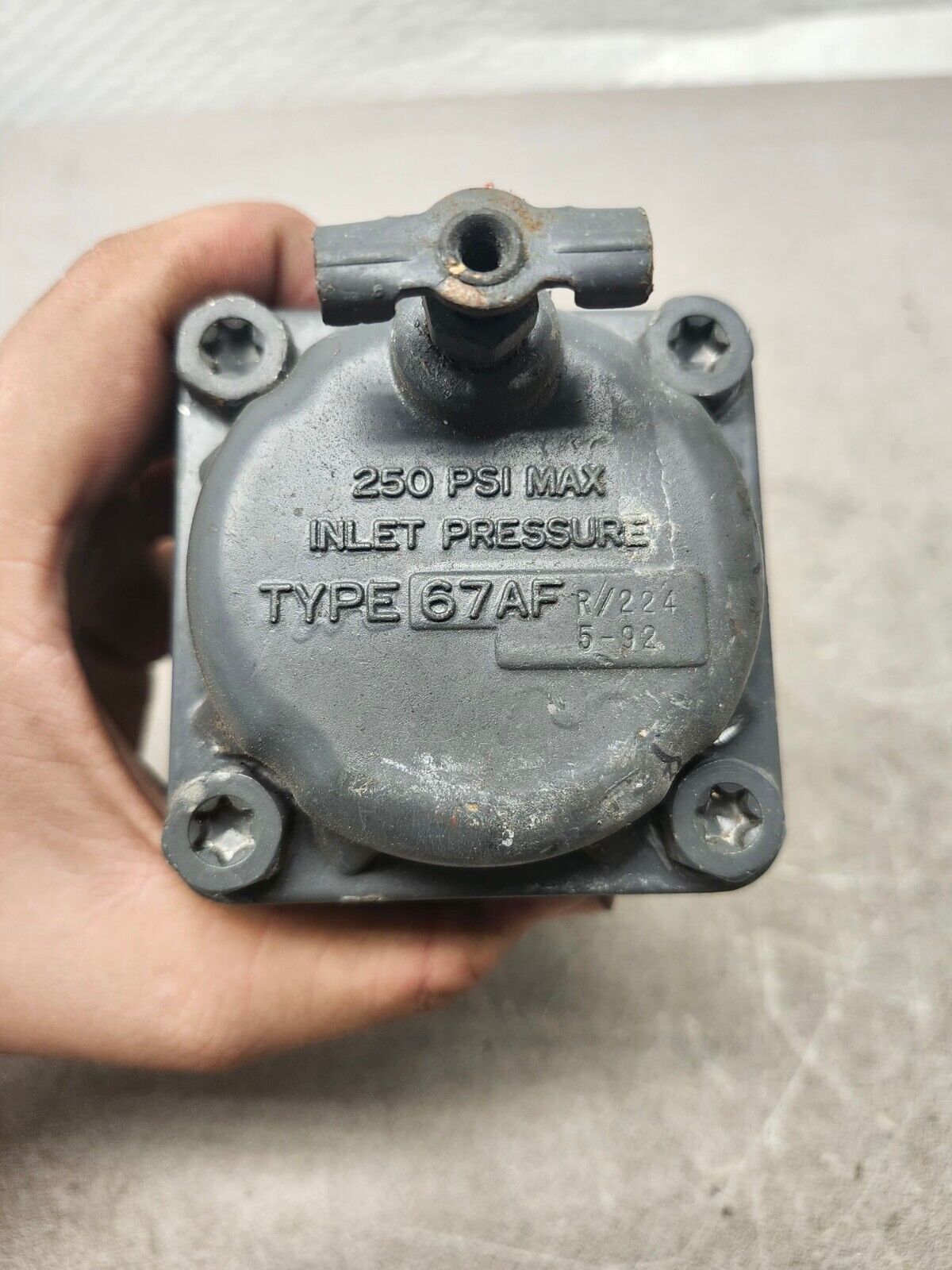 USED FISHER PRESSURE REGULATOR 67AF R/224 5-92