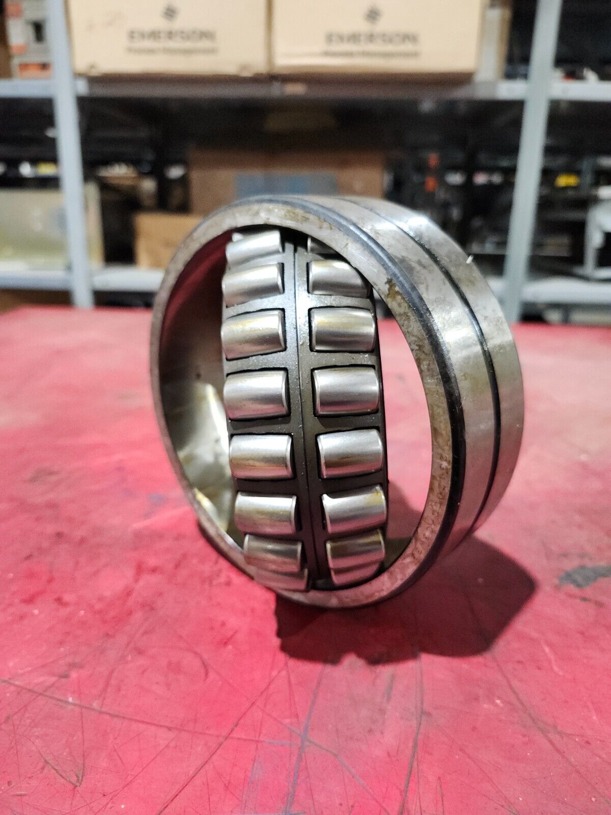 NEW NO BOX SKF Spherical Bearing 23120 CC/C3W33