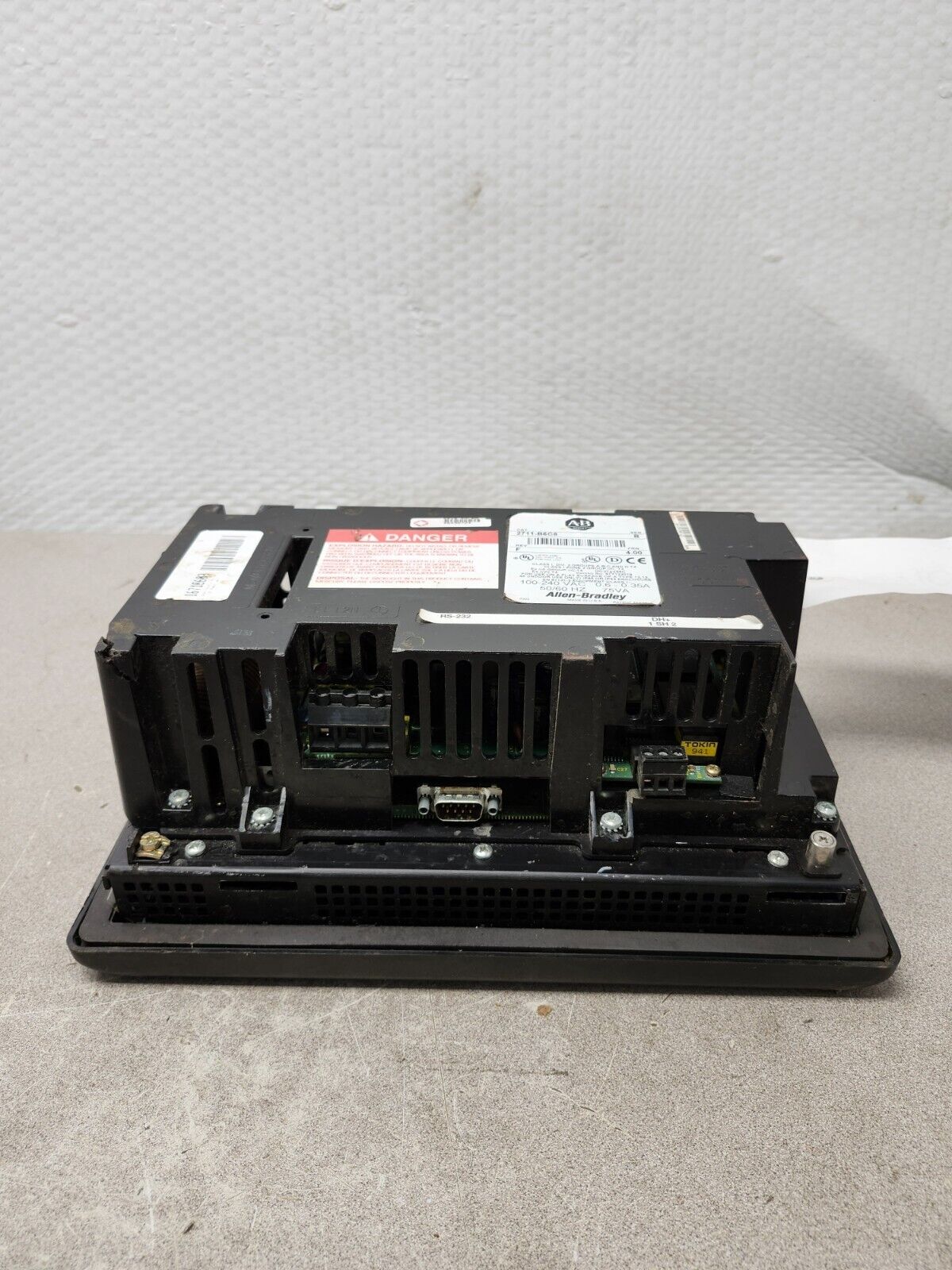 USED Allen-Bradley PANELVIEW 2711-B6C8L1 SERIES B