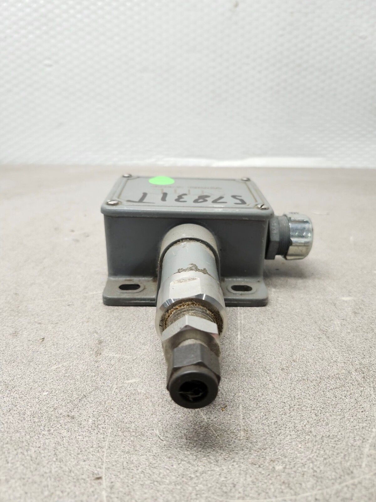 USED NO BOX Sor Pressure Switch 12-100psi 6NN-K3-M4-C2A-TT