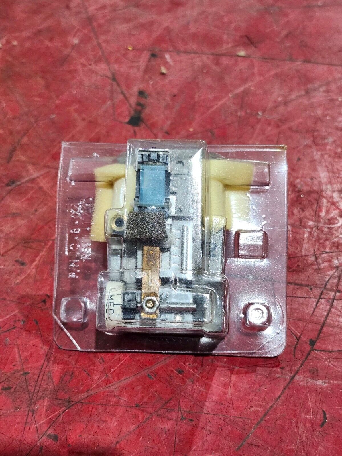 NEW IN BOX JOHNSON CONTROLS DIRECT ACTING HORIZONTAL HUMIDISTAT H-4100-201