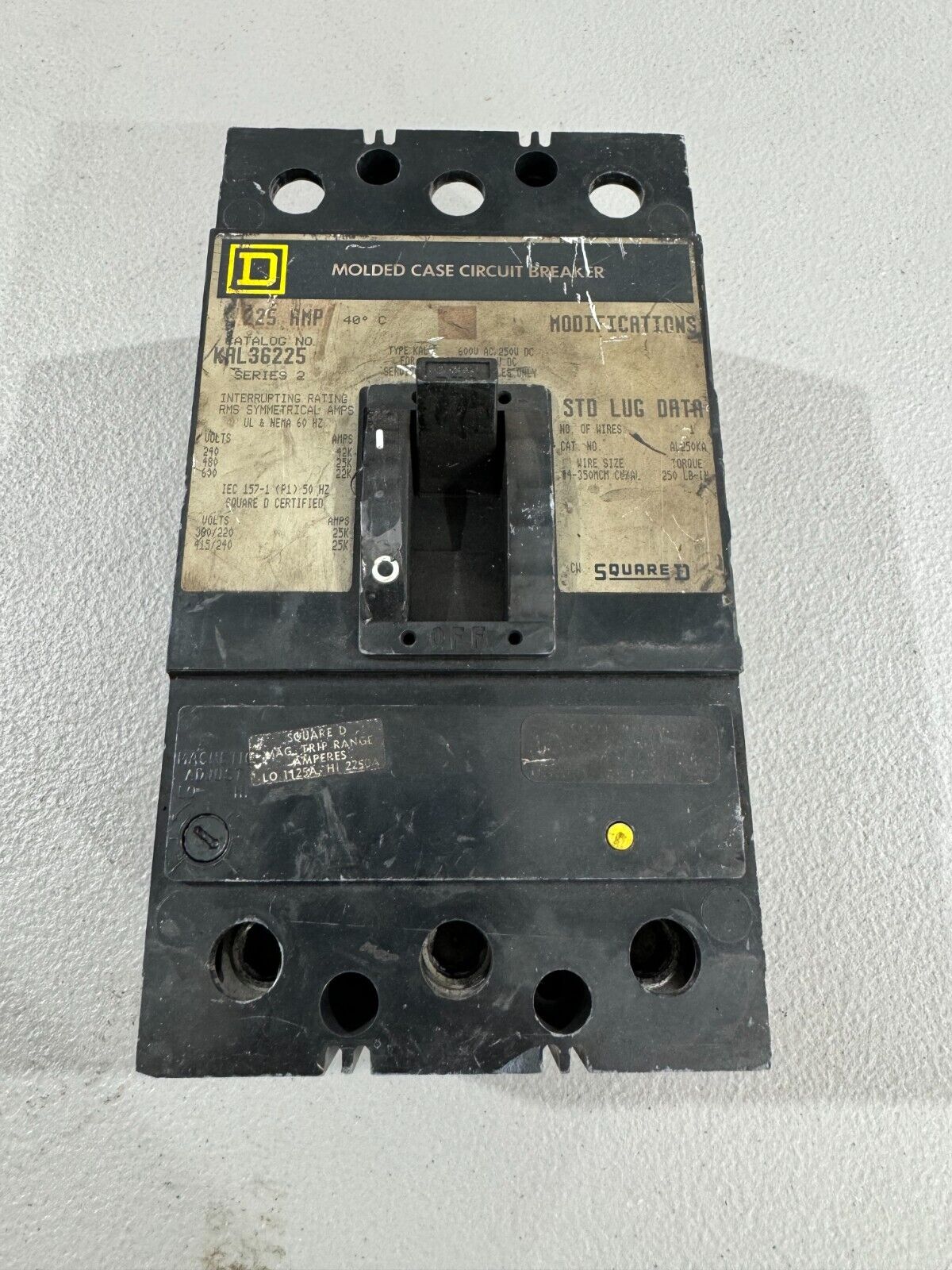 USED SQUARE D 3 POLE 225AMP CIRCUIT BREAKER KAL36225