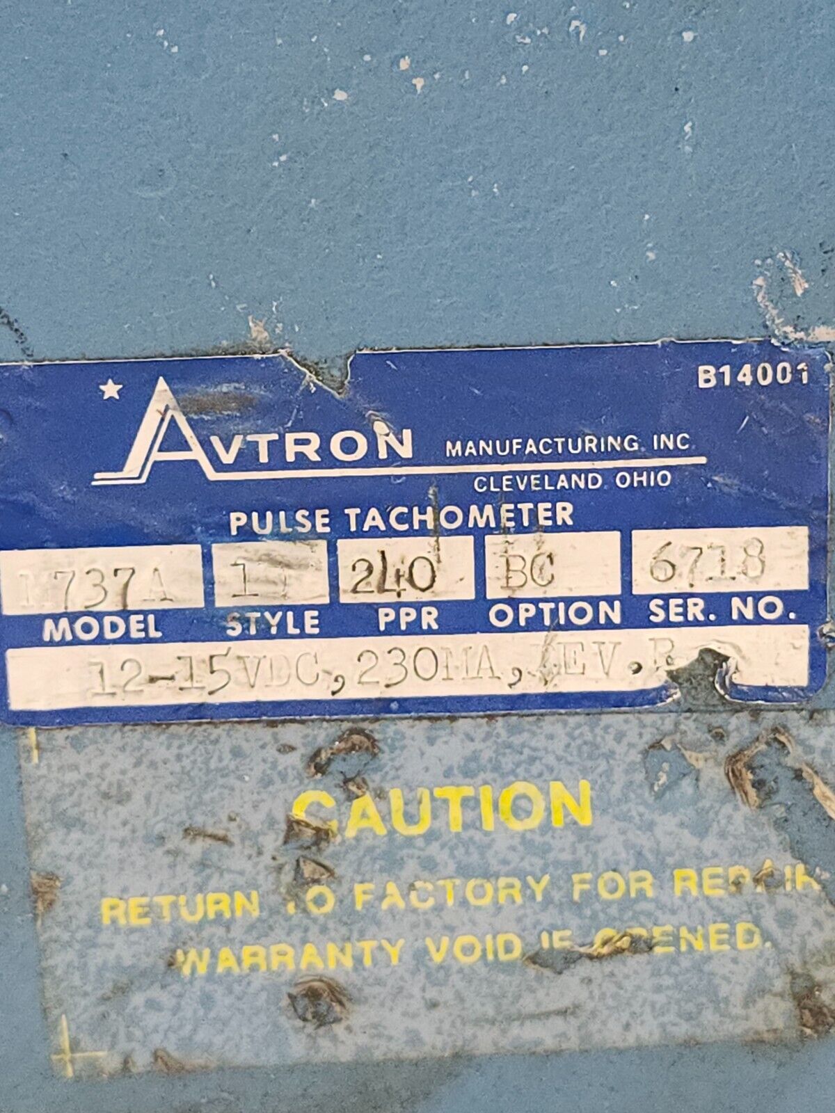 USED AVTRON PULSE TACHOMETER MODEL 12-15VDC,230MA, REV R