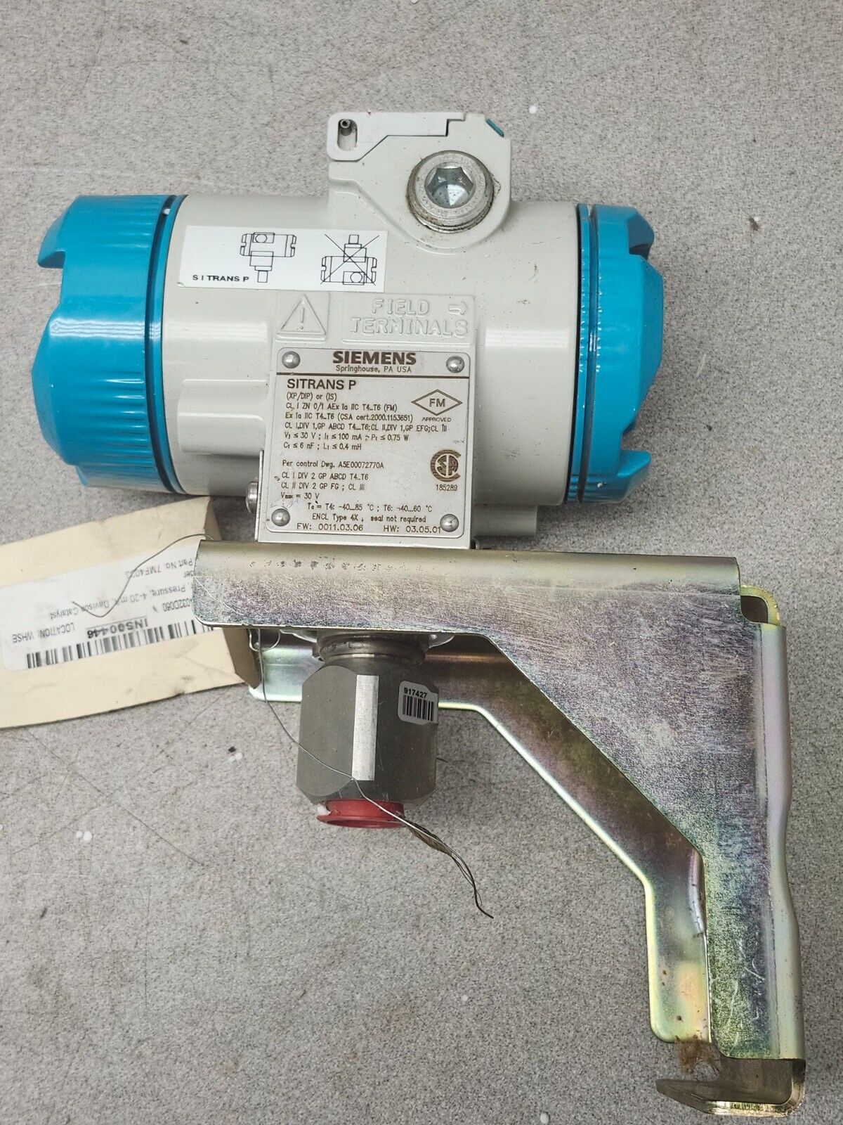 NEW SIEMENS SITRANS P PRESSURE TRANSMITTER 7MF4033-1DA10-1NC6-Z