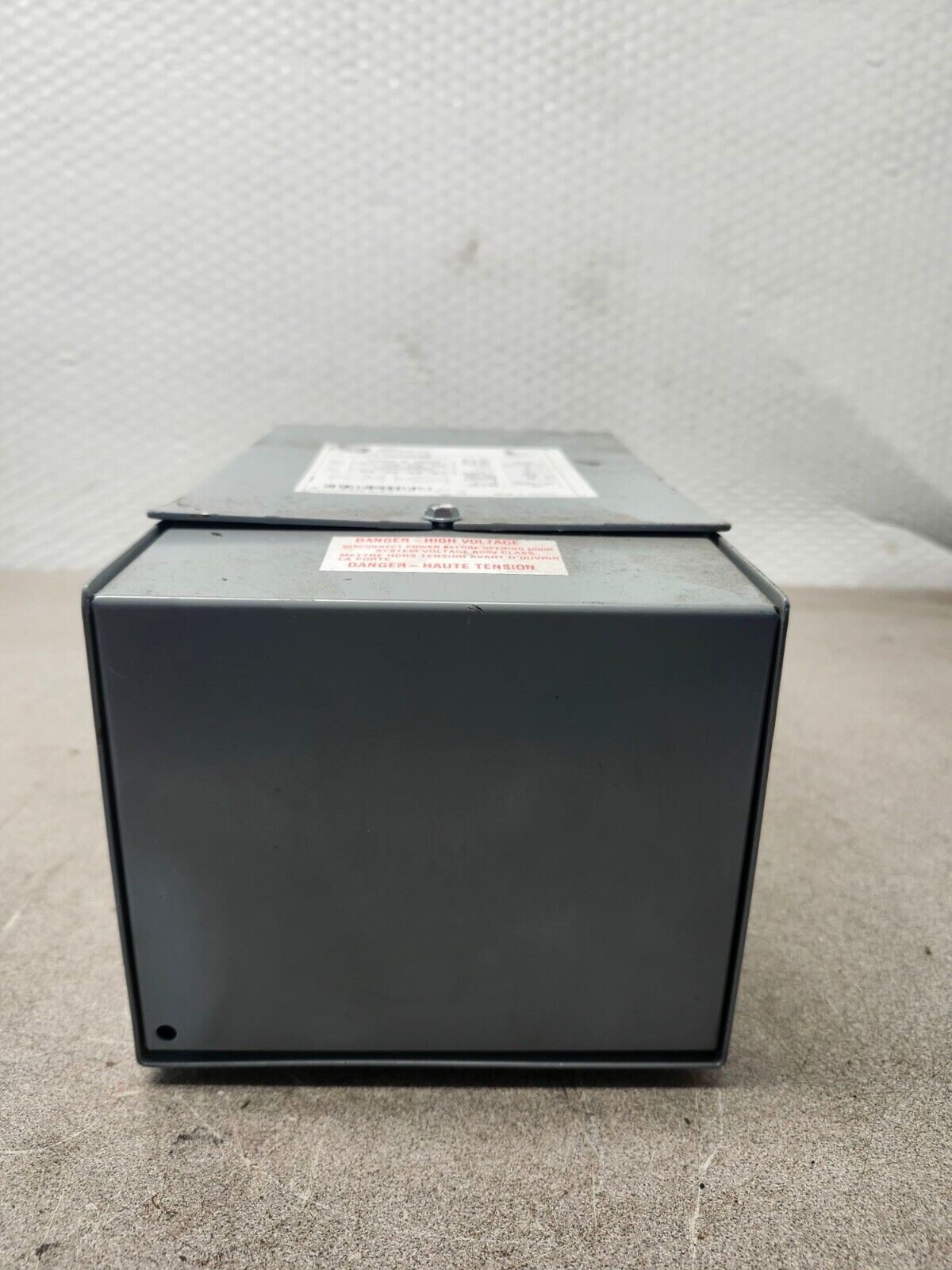 NEW NO BOX HPS FORTRESS TRANSFORMER C1F1C0LES 1314K