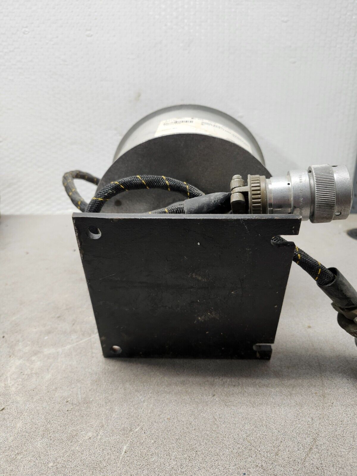 USED UNITED EQUIPMENT RING, ELEC CONTACT 110V SESR8100