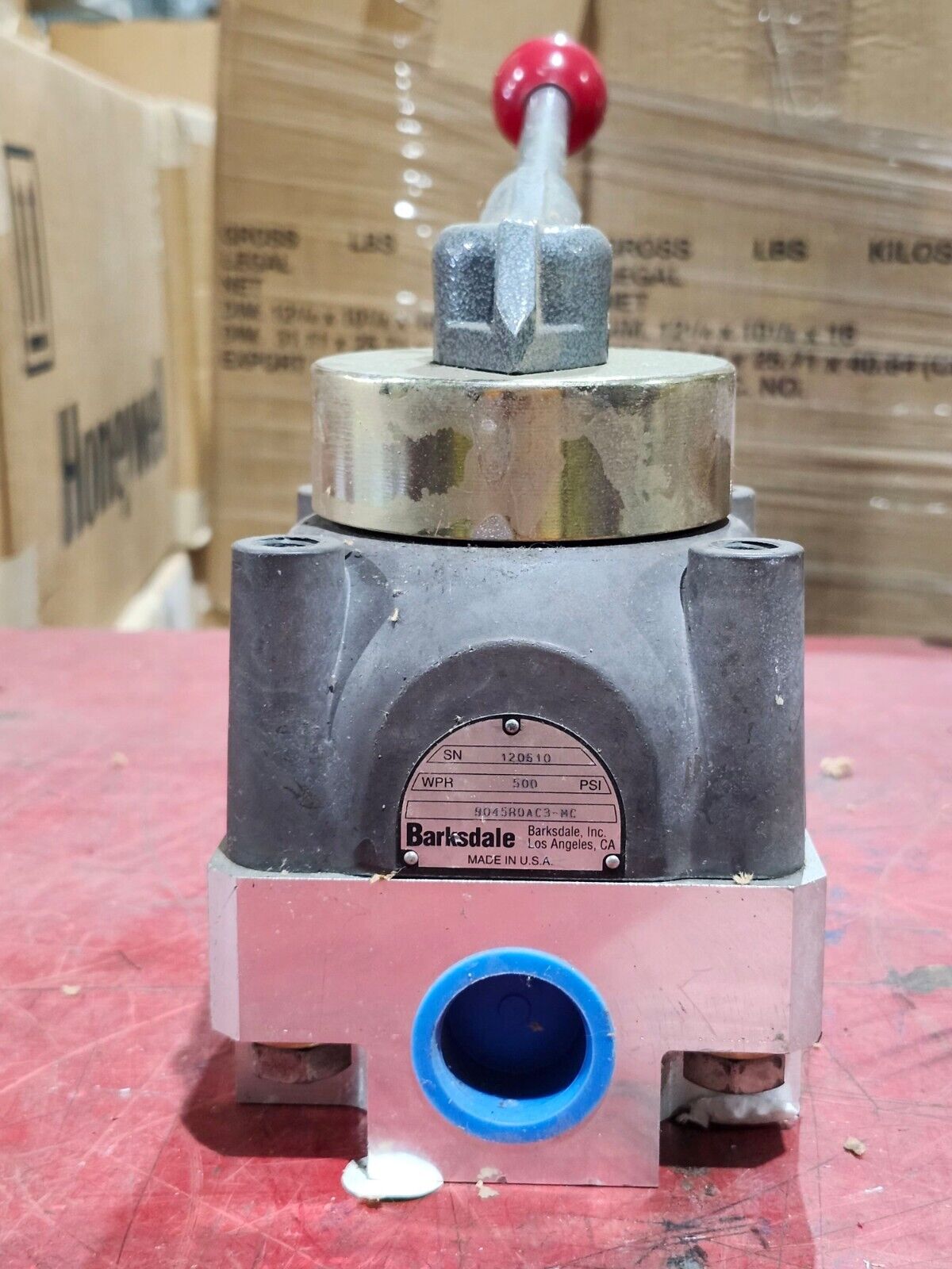 NEW NO BOX BARKSDALE CONTROL VALVE 9045R0AC3-MC