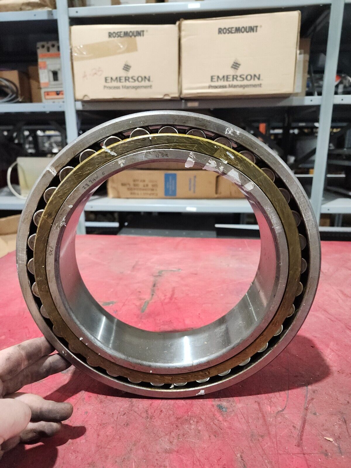 NEW NO BOX SKF Explorer Spherical Roller Bearing 23940 C