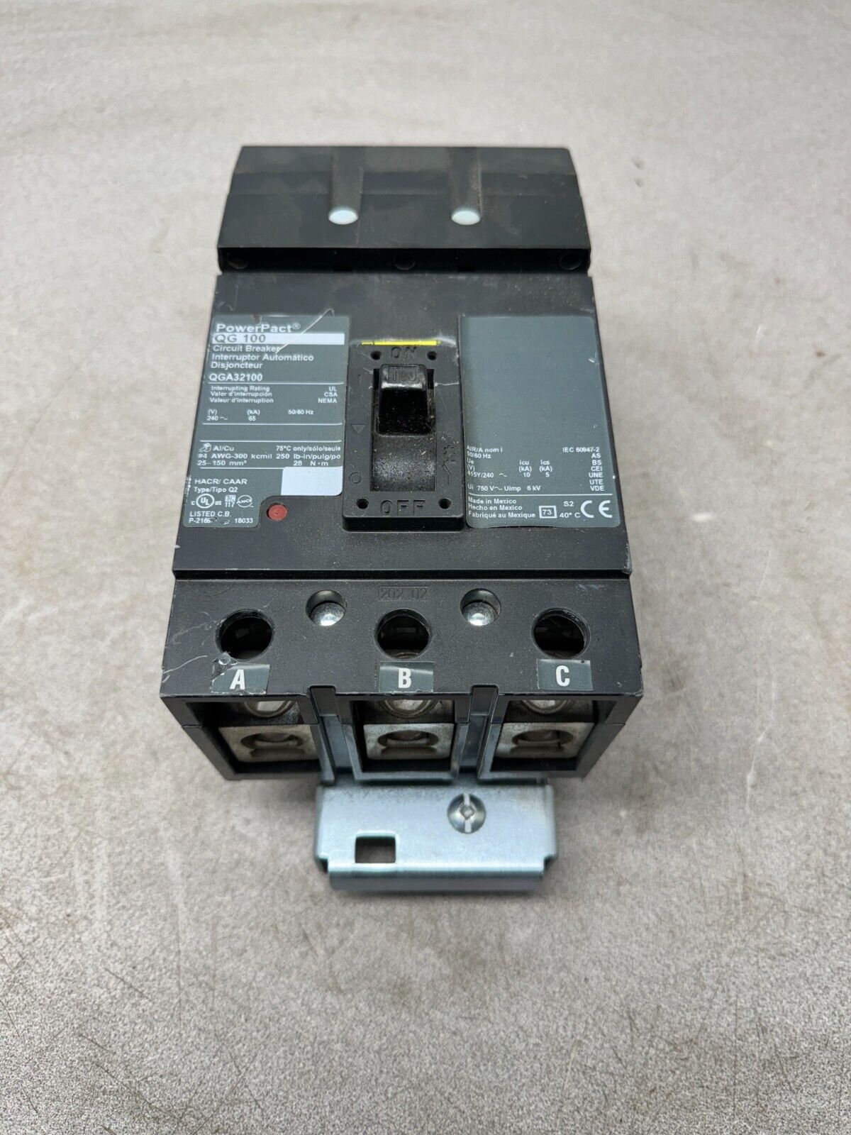 USED SQUARE D QG100 POWERPACT 3 POLE 100AMP CIRCUIT BREAKER QGA32100