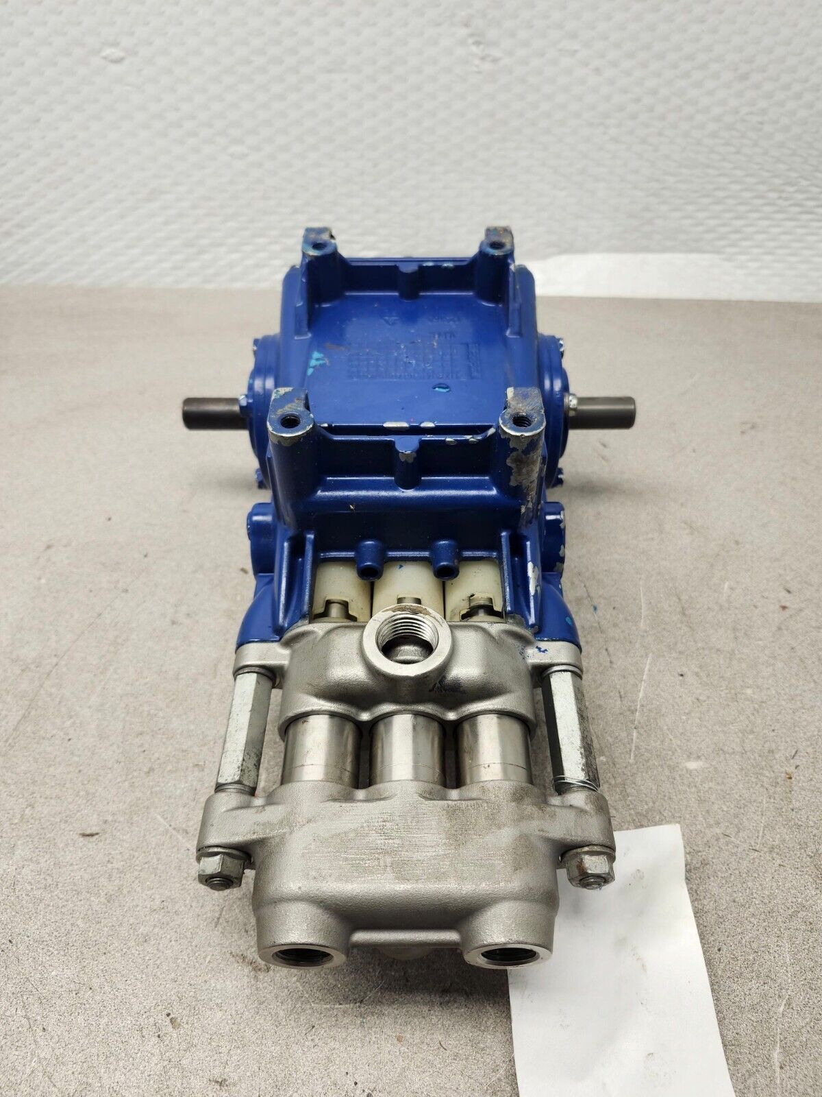 USED CAT PUMPS PISTON PUMP 331