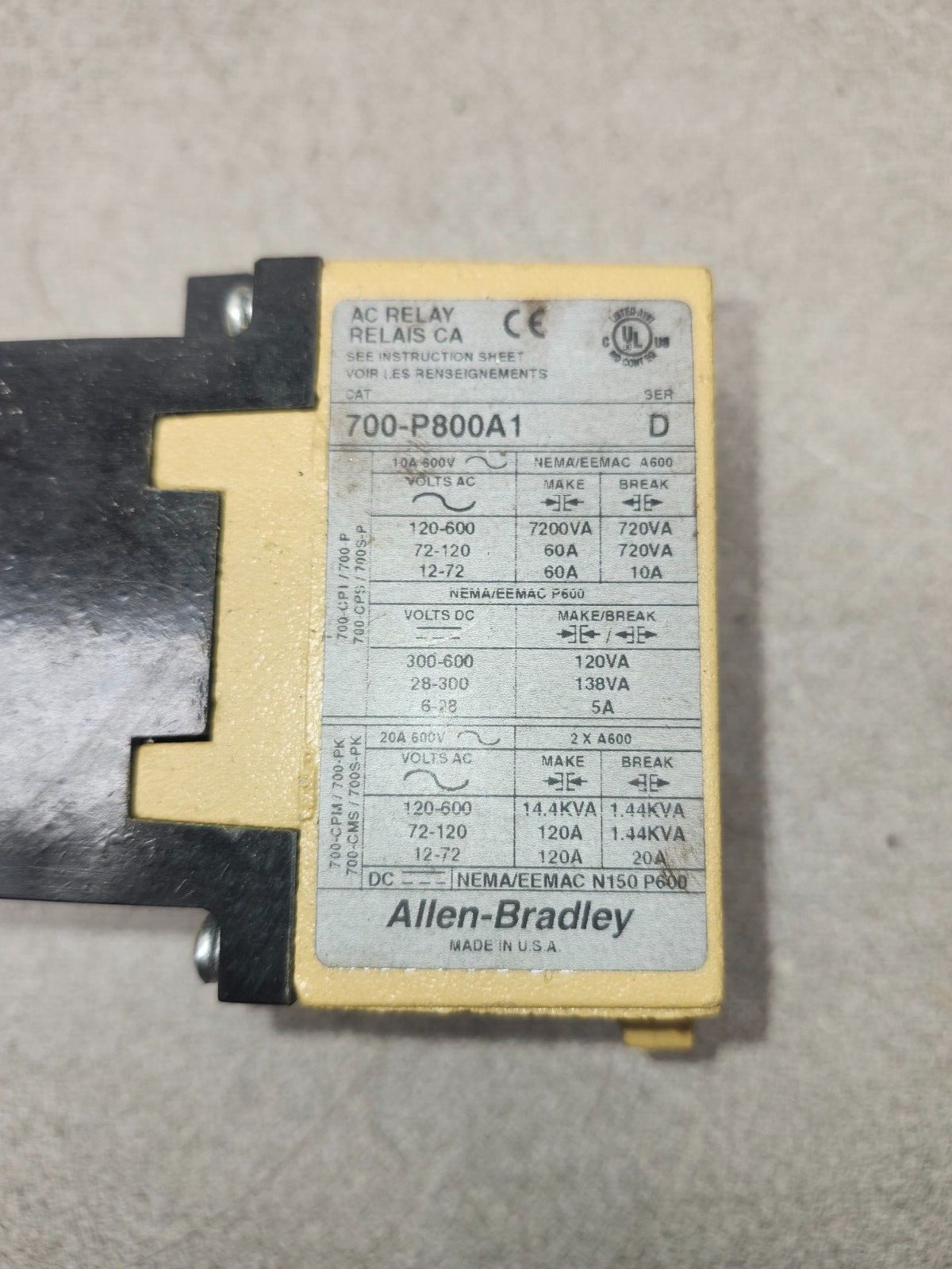 USED ALLEN-BRADLEY AC RELAY 700-P800A1 WITH 700-PT TIME DELAY