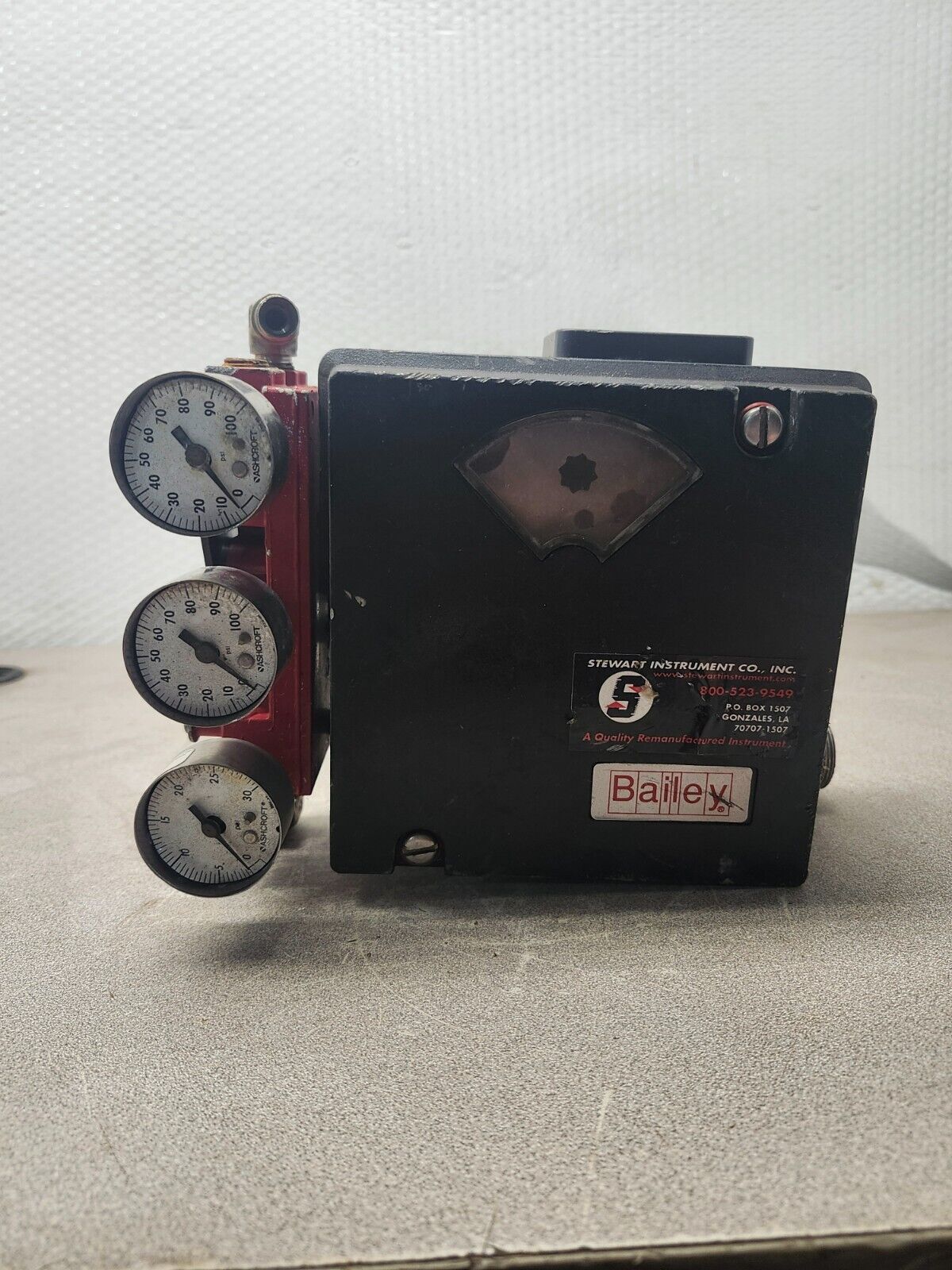 USED BAILEY I/P Positioner Pneumatic 150 psi AV232100 W/ASHCROFT GAGUE 0-100