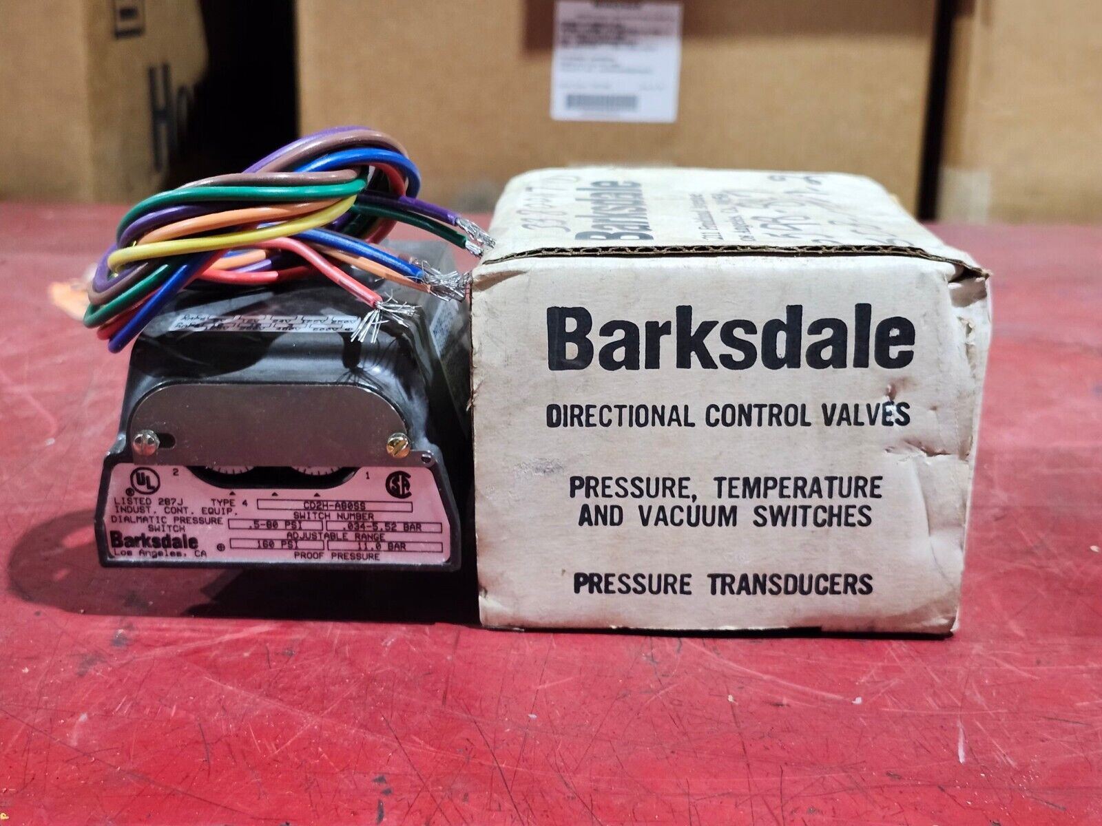 NEW IN BOX BARKSDALE DIALMATIC PRESSURE SWITCH CD2H-A80SS