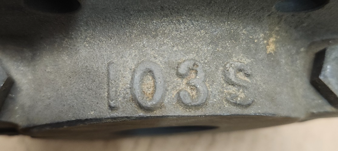 47318952