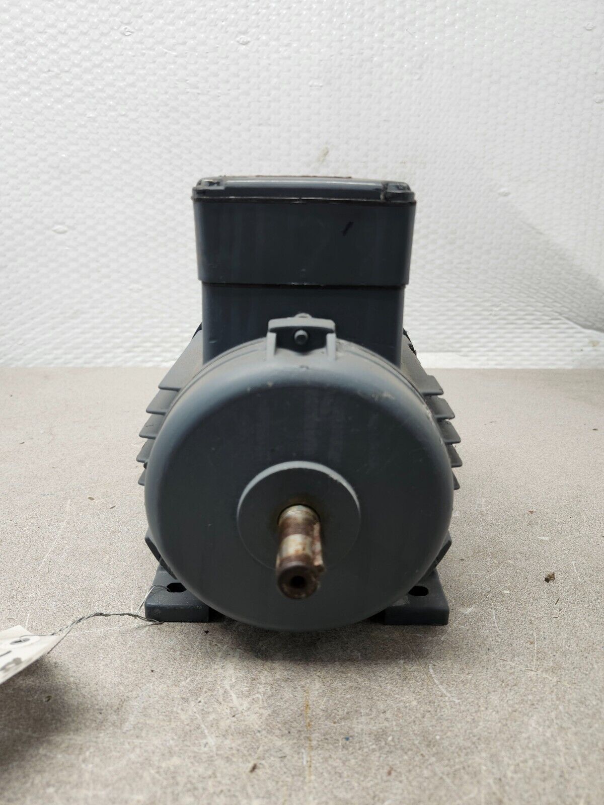 USED BAUMULLER NURNBERG MOTOR TYPE 3D 71-8 230/400V 50HZ 65755