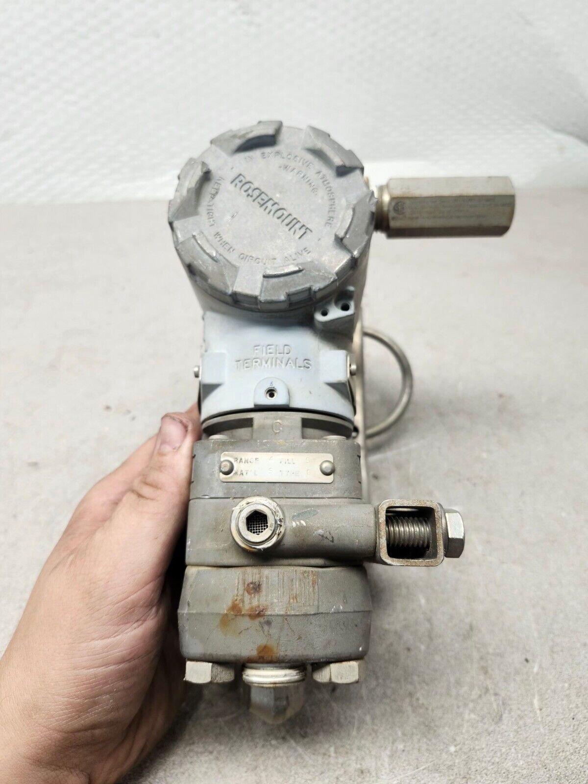 USED ROSEMOUNT Pressure Transmitter 10.5-55VDC C4AX2X1AE5B4R2