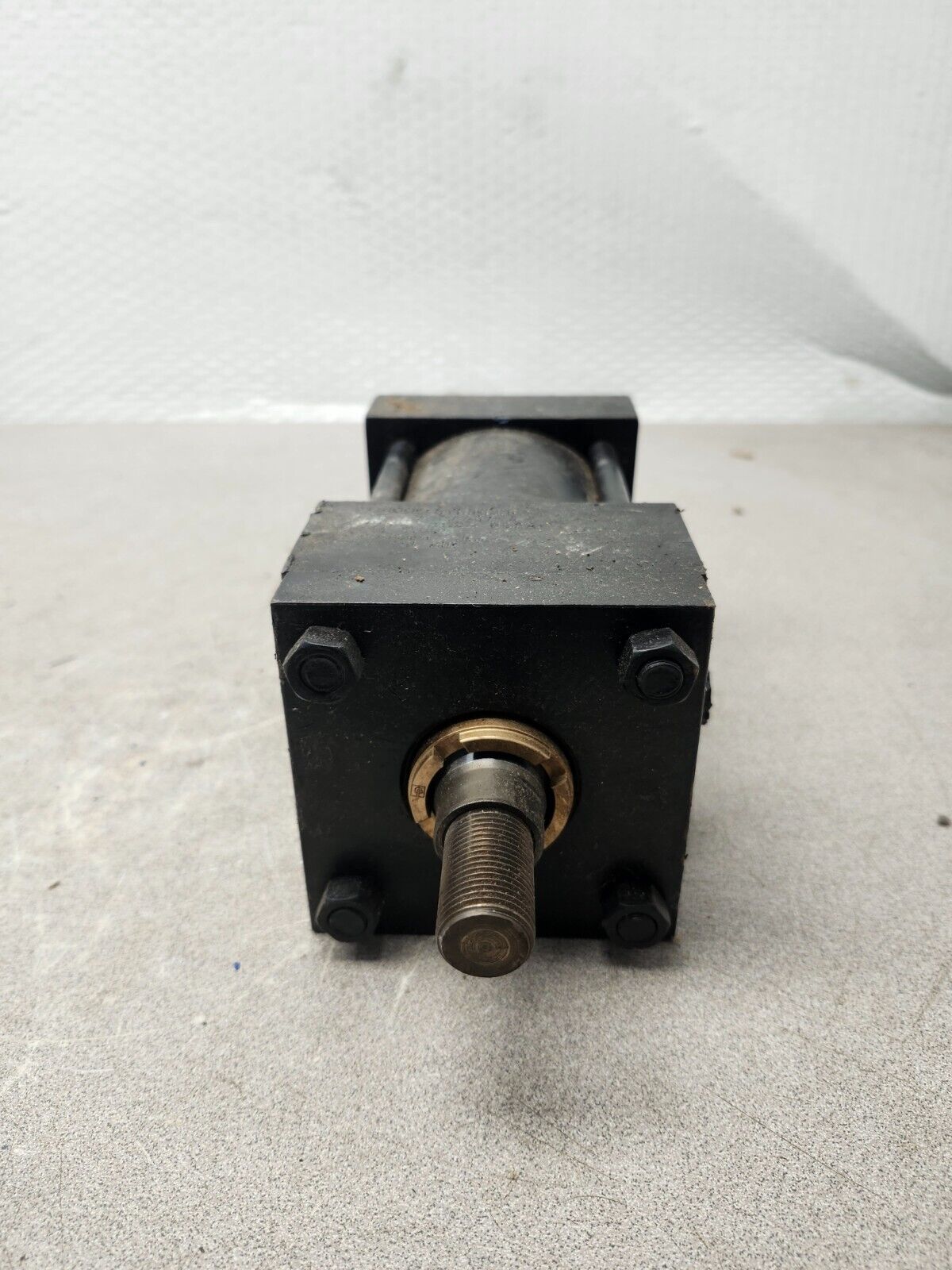 USED PARKER PNEUMATIC CYLINDER SERIES 2A 250PSI MODEL 03.25 BB2AUV14 2.000