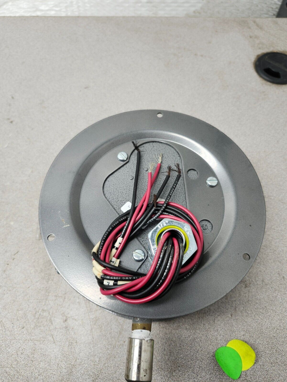 NEW IN BOX Mercoid Pressure Switch DAW-33-804-9 W/ Hyett Instrument 25FW0