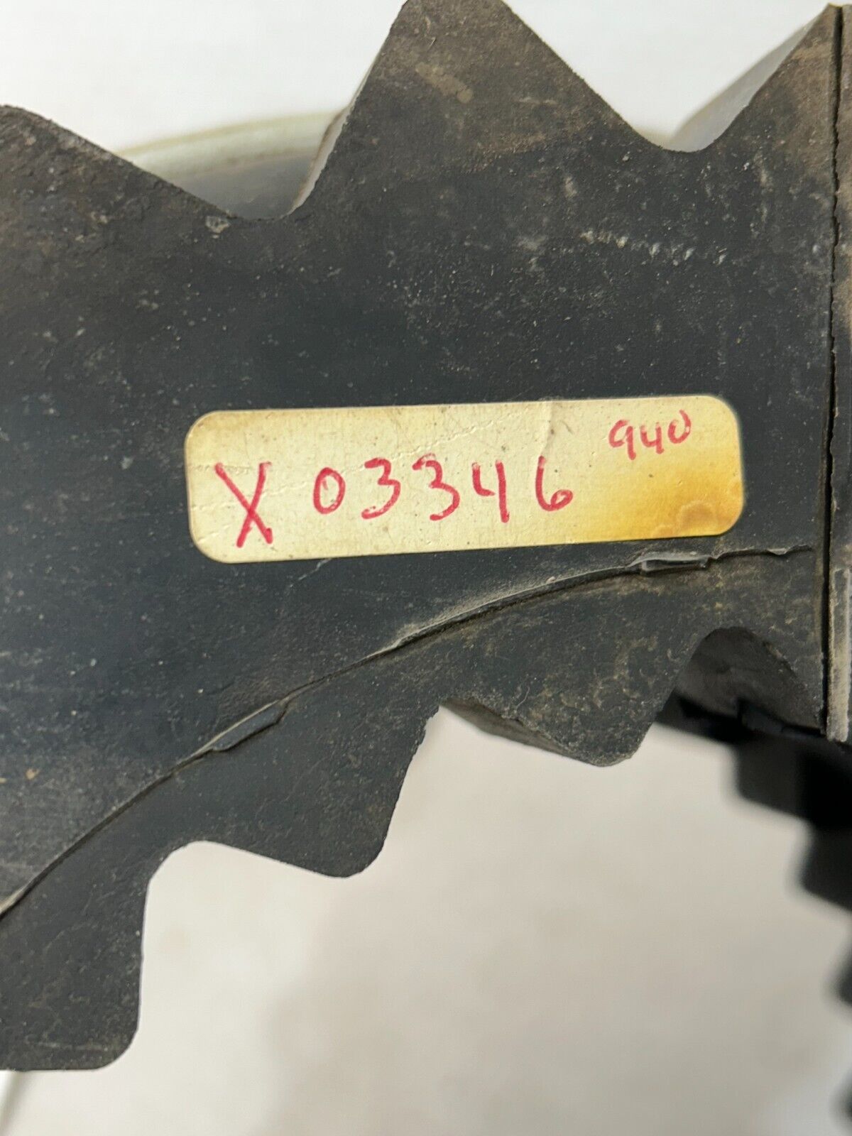 44040928