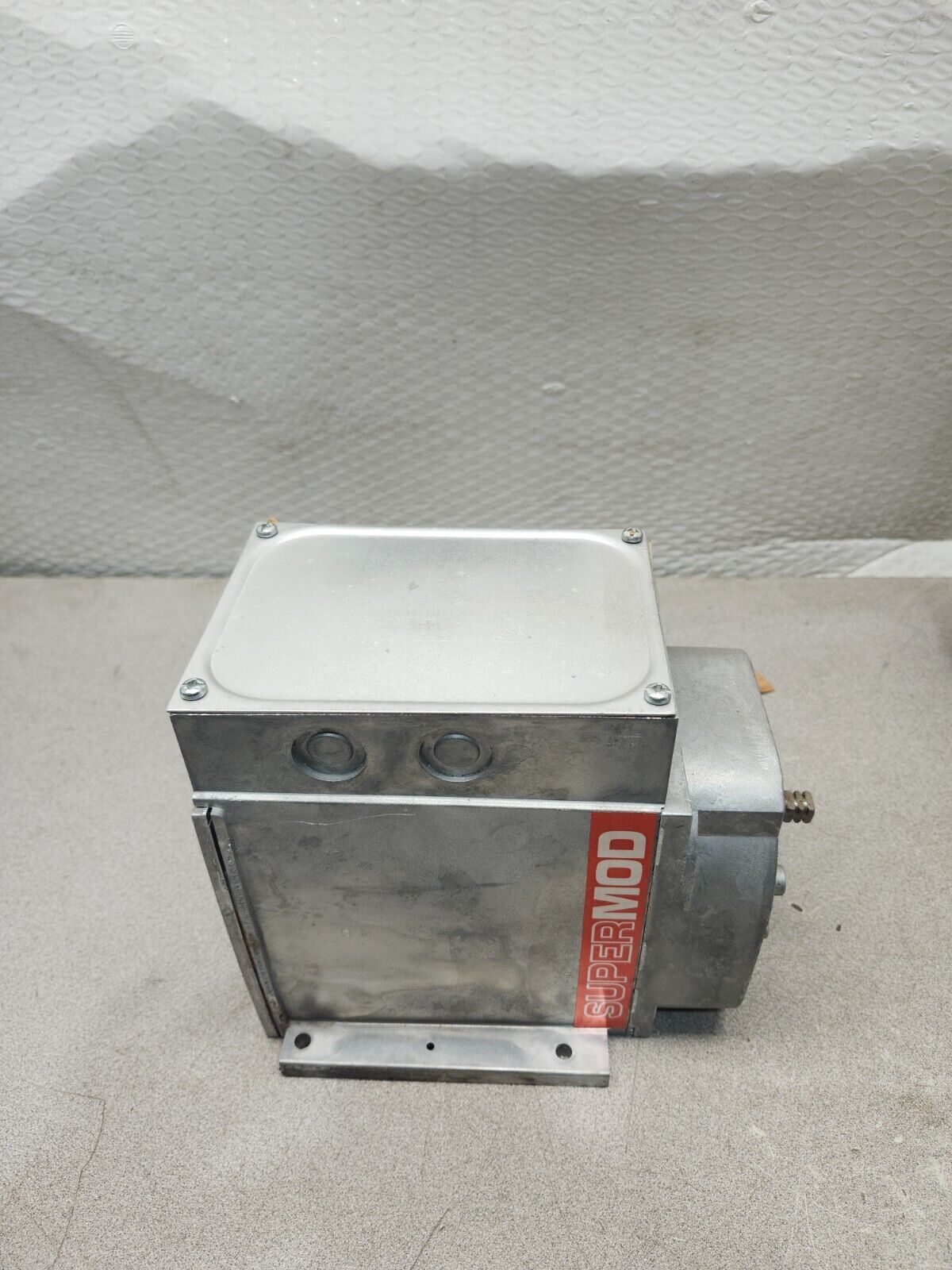 NEW IN BOX HONEYWELL MODUTROL MOTOR M955 C 1014