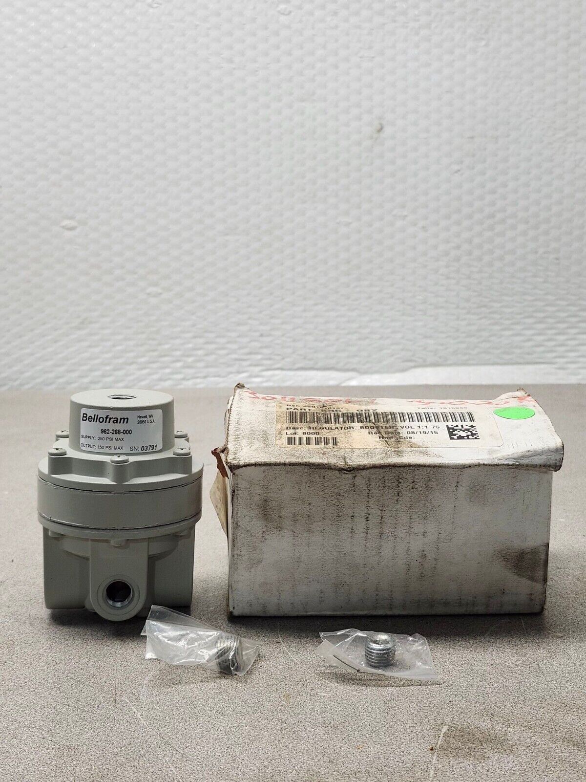 NEW IN BOX BELLOFRAM PRESSURE REGULATOR 962-268-000