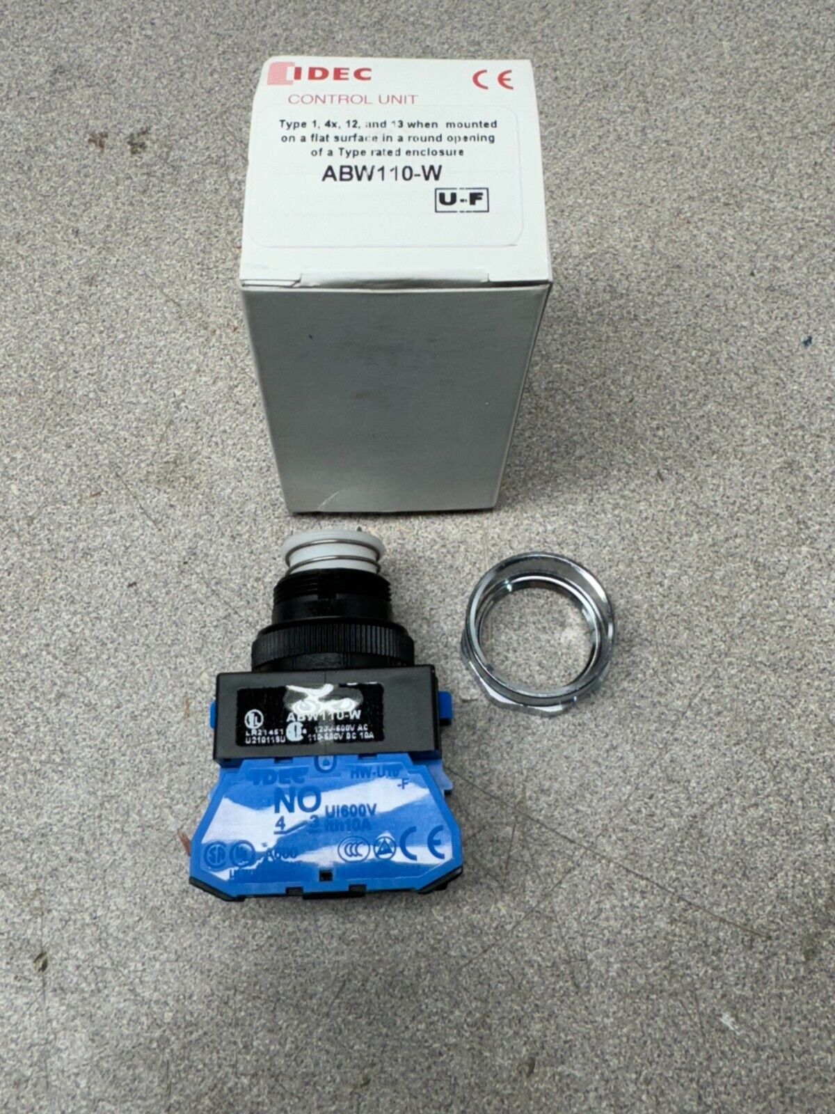 NEW IN BOX IDEC CONTROL UNIT ABW110-W