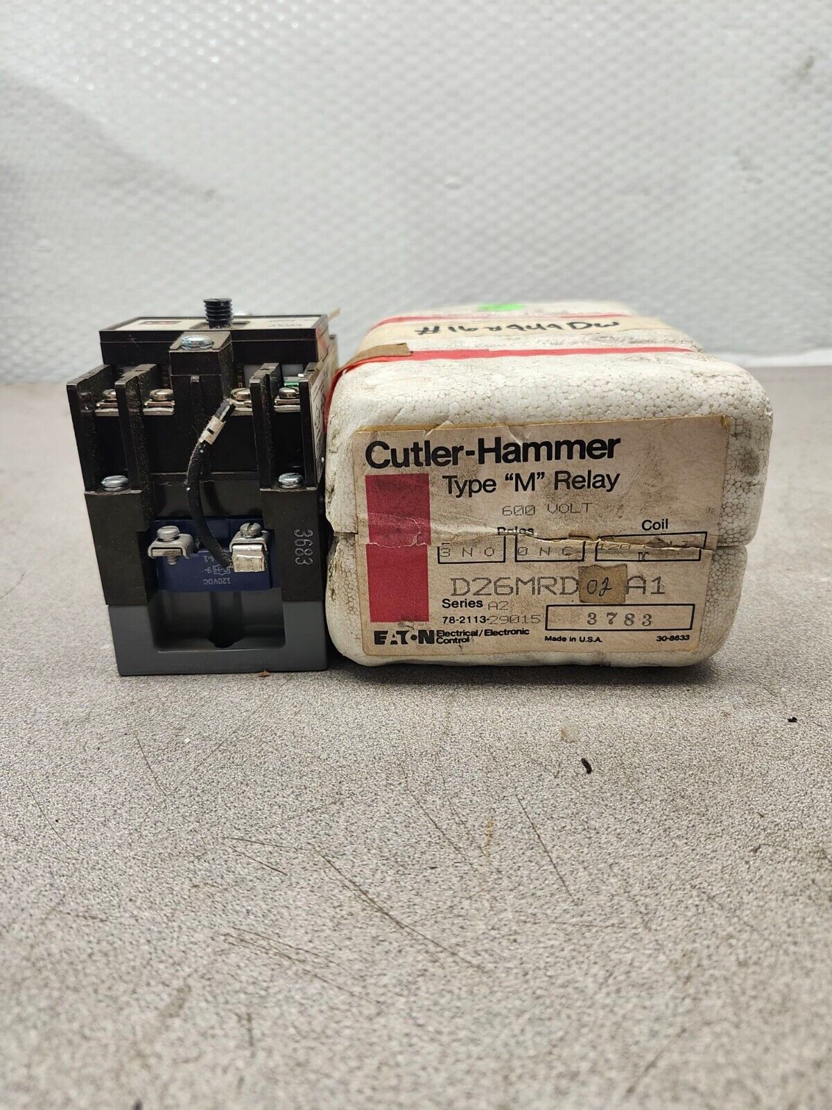 NEW IN BOX CUTLER HAMMER TYPE M RELAY D26MRD02A1