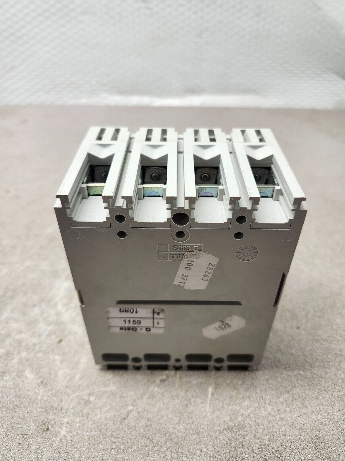 NEW IN BOX ABB Molded Case Circuit Breaker 3-Pole 600V SACET1N 100 Tmax 15A