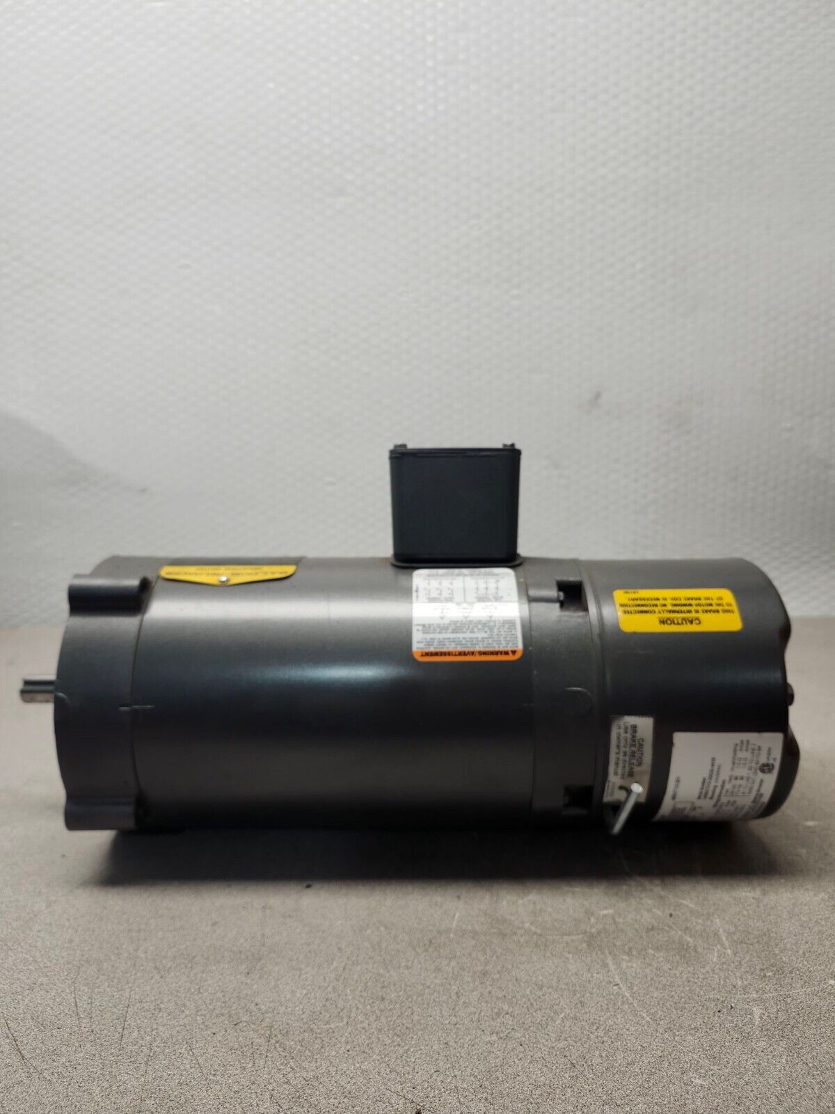 NEW IN BOX ABB MOTOR .75HP,1725RPM,3PH,60HZ,56C VBM3542