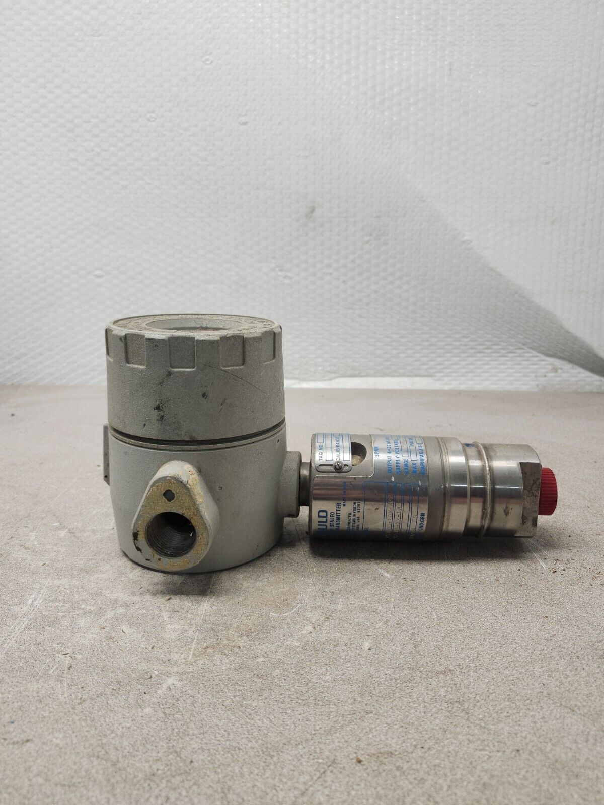 NEW NO BOX GOULD PRESSURE TRANSMITTER PG3000-10M-48-12-19-XX-13