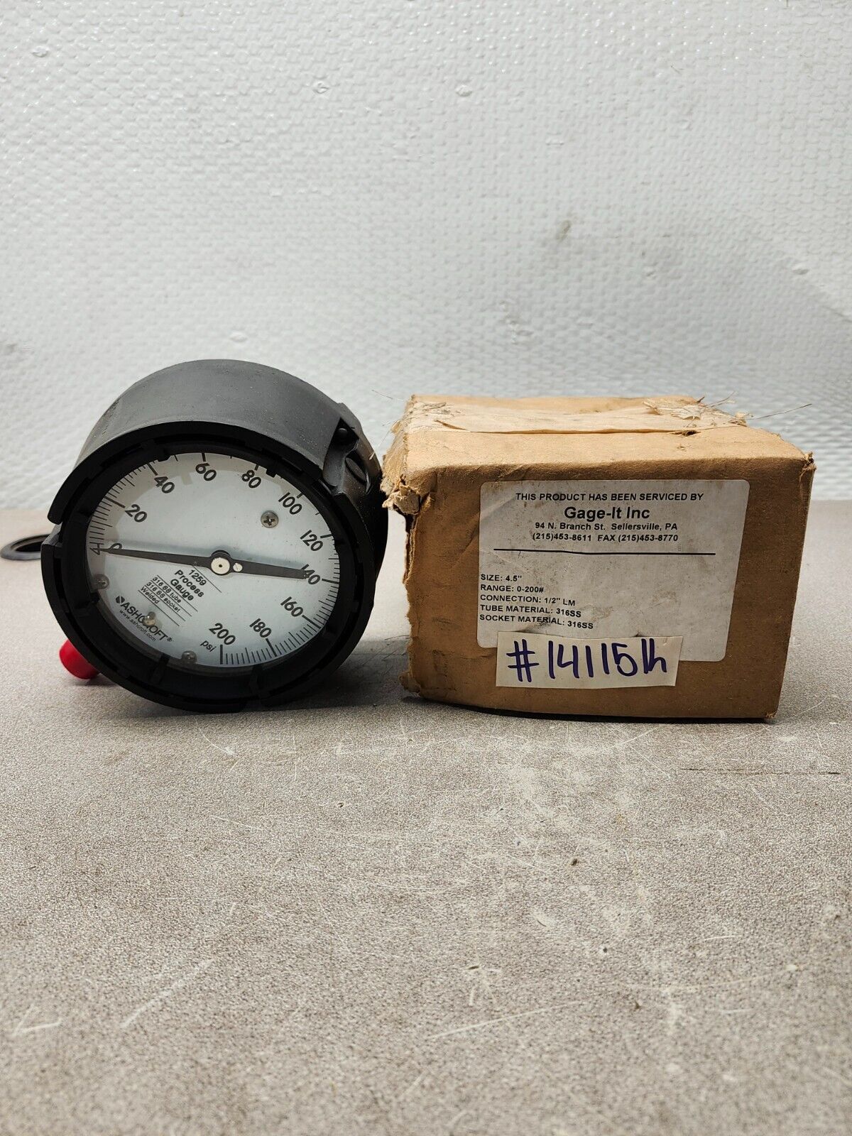 NEW IN BOX ASHCROF GAUGE 4.5'' RANGE 0-200 1259