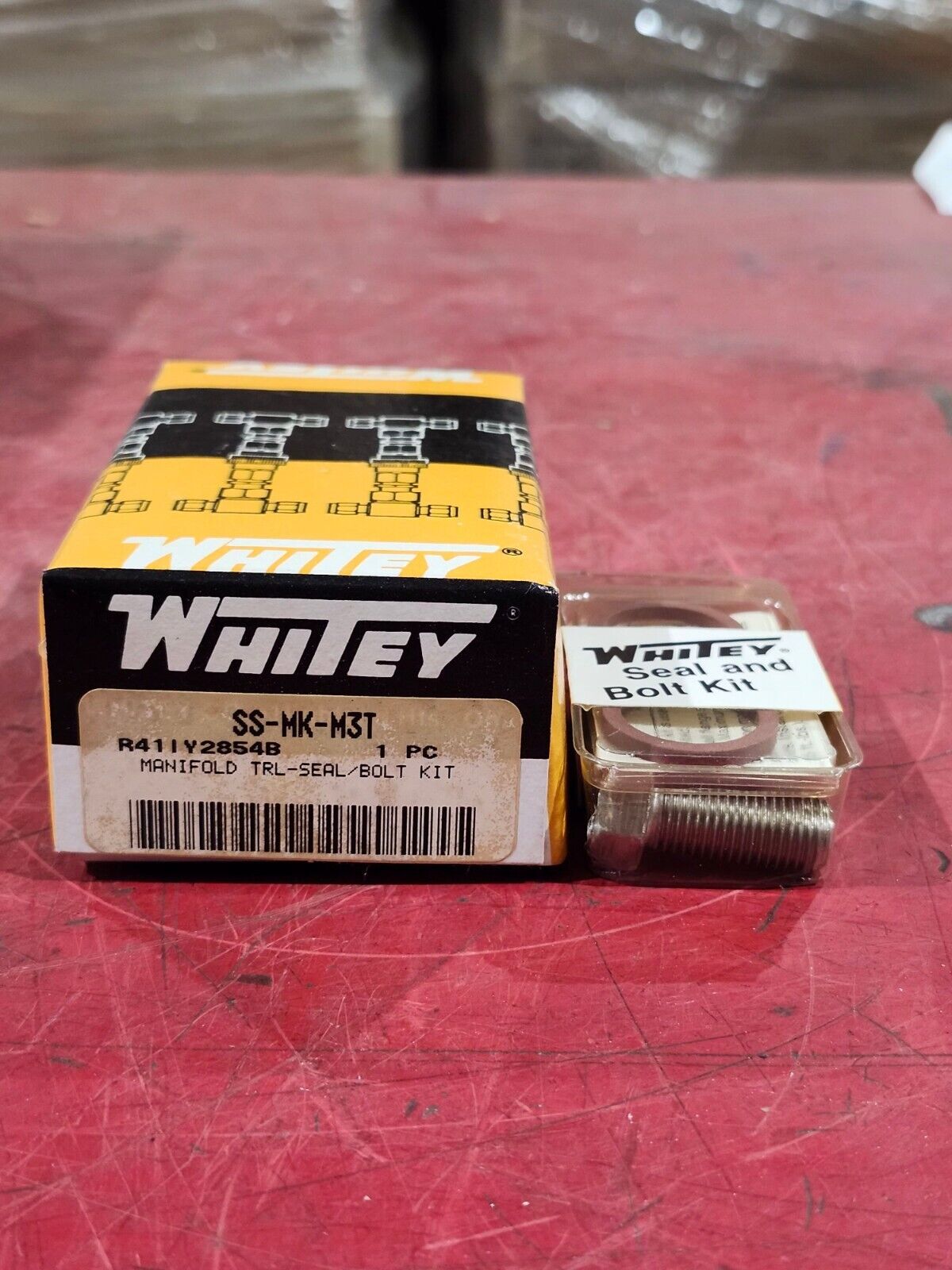 NEW IN BOX WHITEY BOLT KIT SS-MK-M3T LOT OF 5